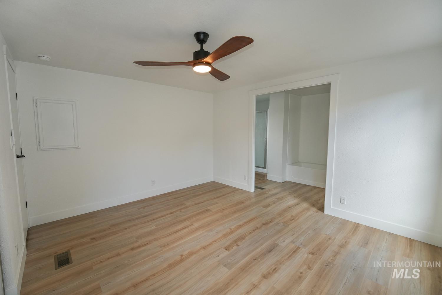 7826 Manassas Ln Property Photo 25