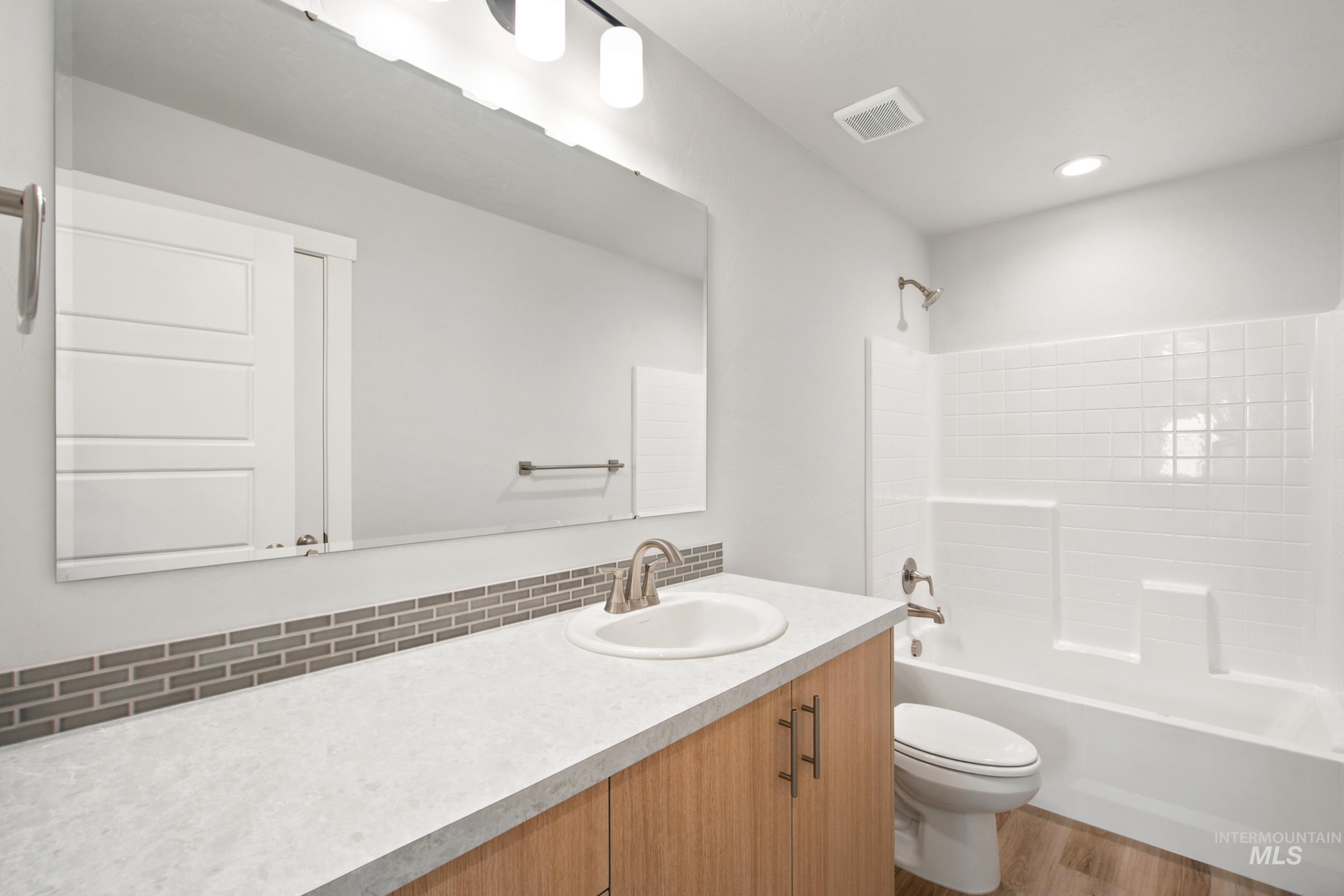 7423 W Trumbull Ct Property Photo 19