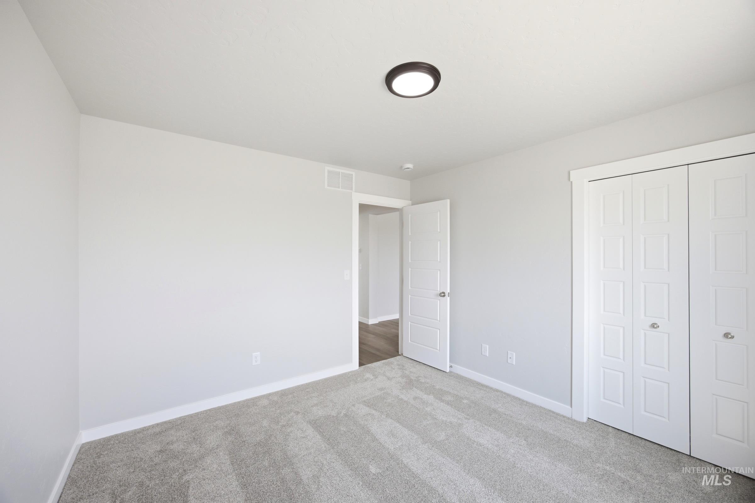 7271 W Trumbull Ct Property Photo 12