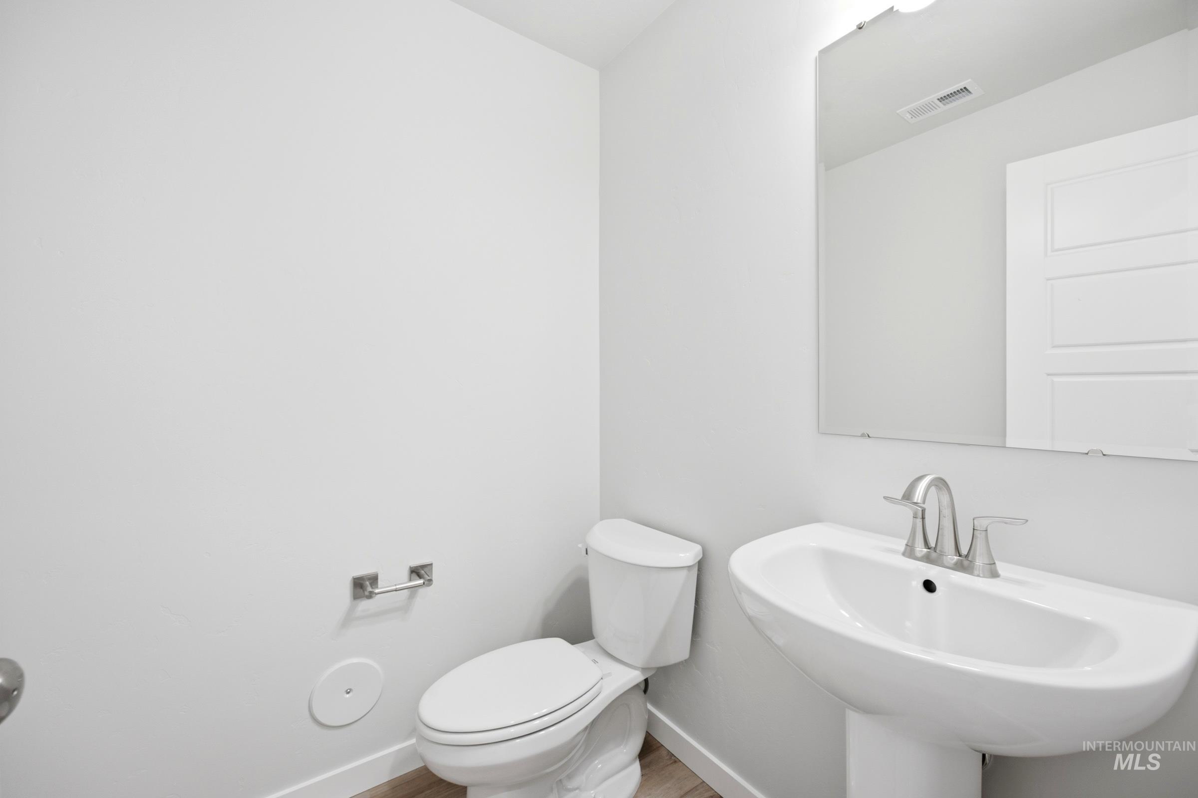 7476 W Trumbull Ct Property Photo 8