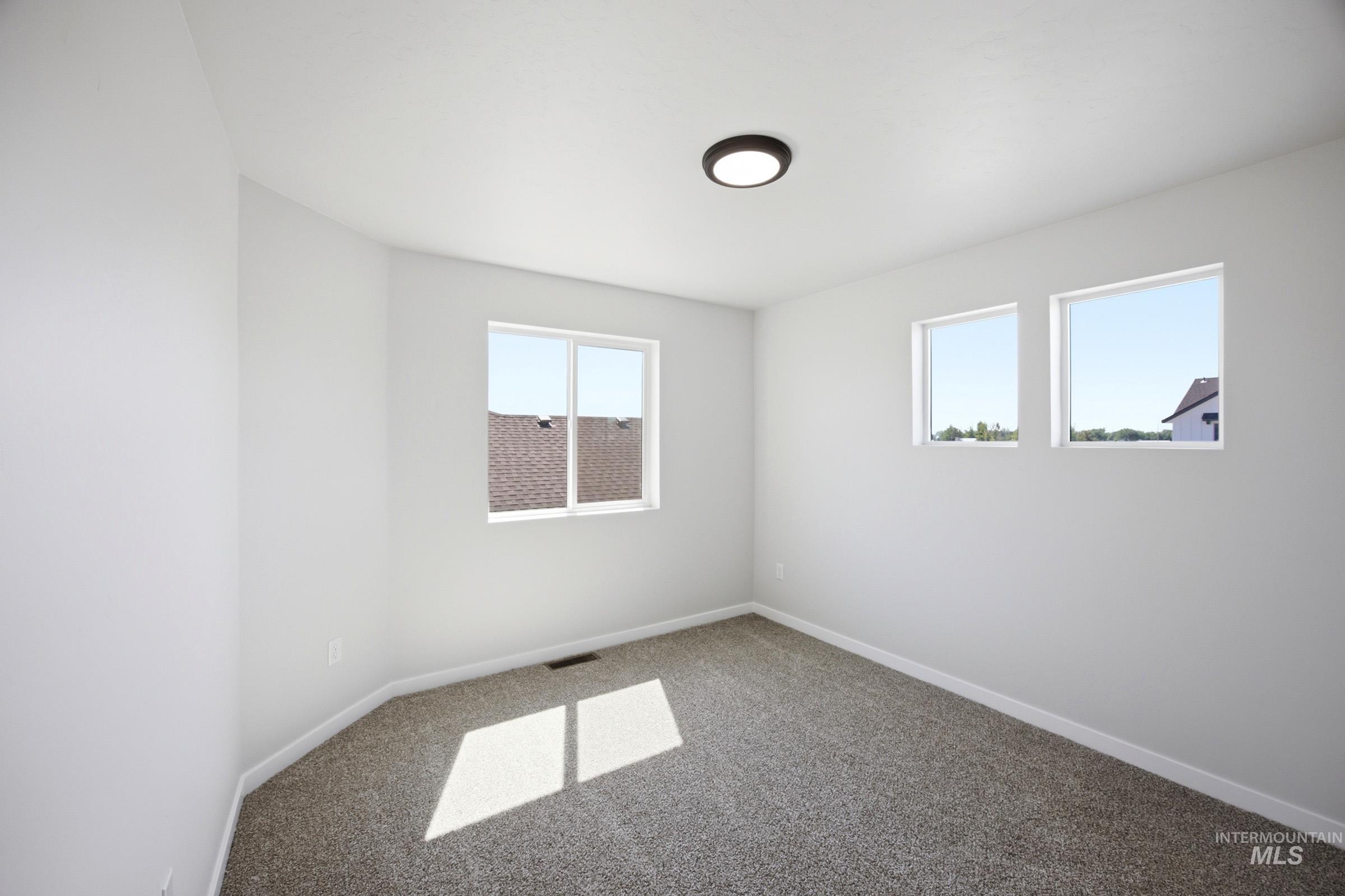 7406 W Trumbull Ct Property Photo 15