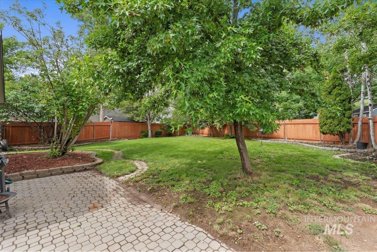 4210 E Carnation Ct. Property Photo 26