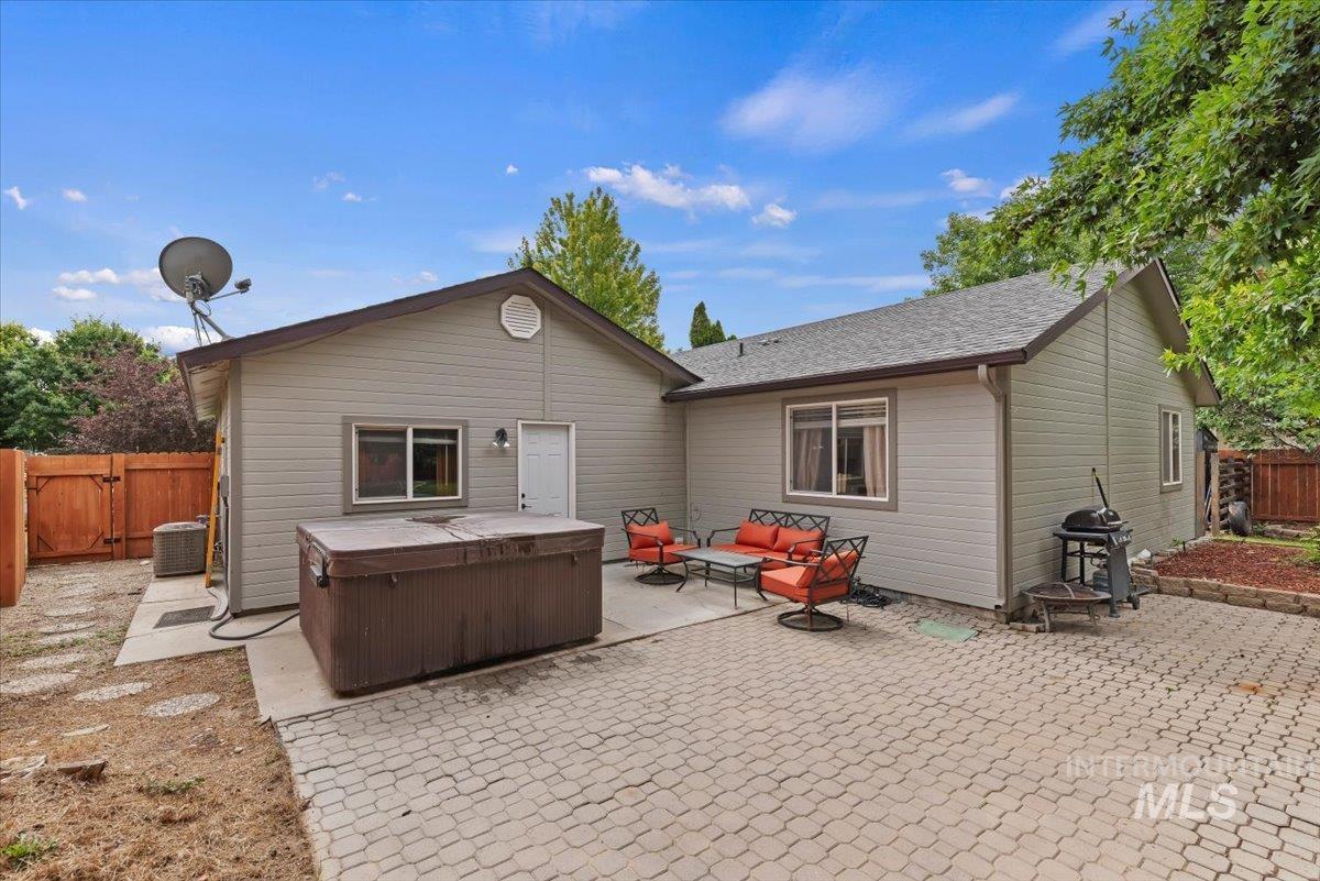 4210 E Carnation Ct. Property Photo 27