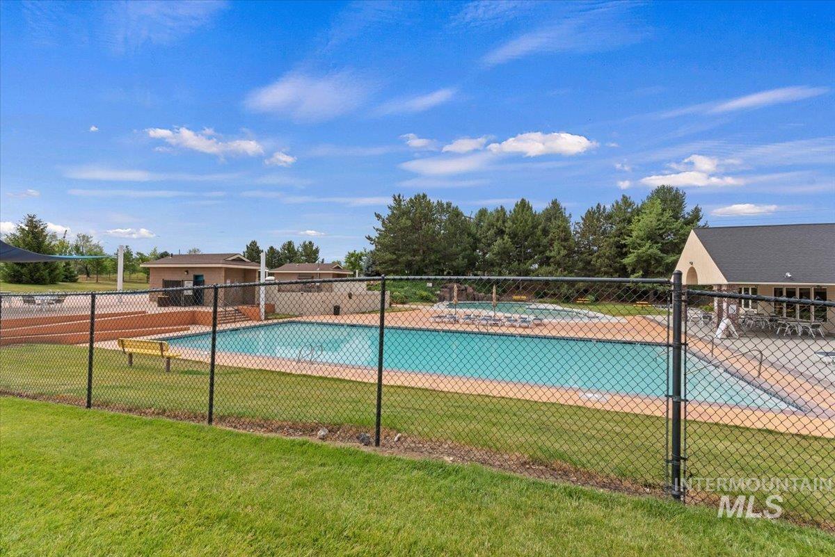 4210 E Carnation Ct. Property Photo 34