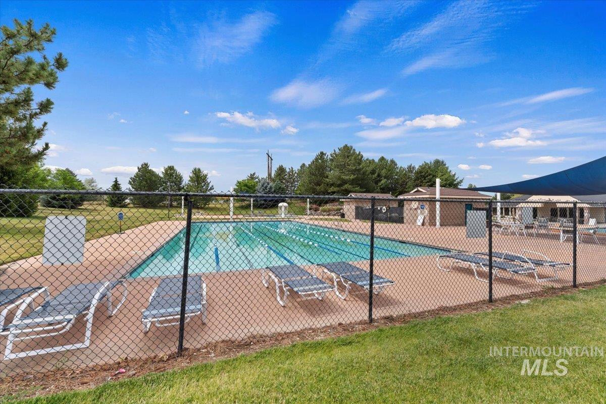 4210 E Carnation Ct. Property Photo 36
