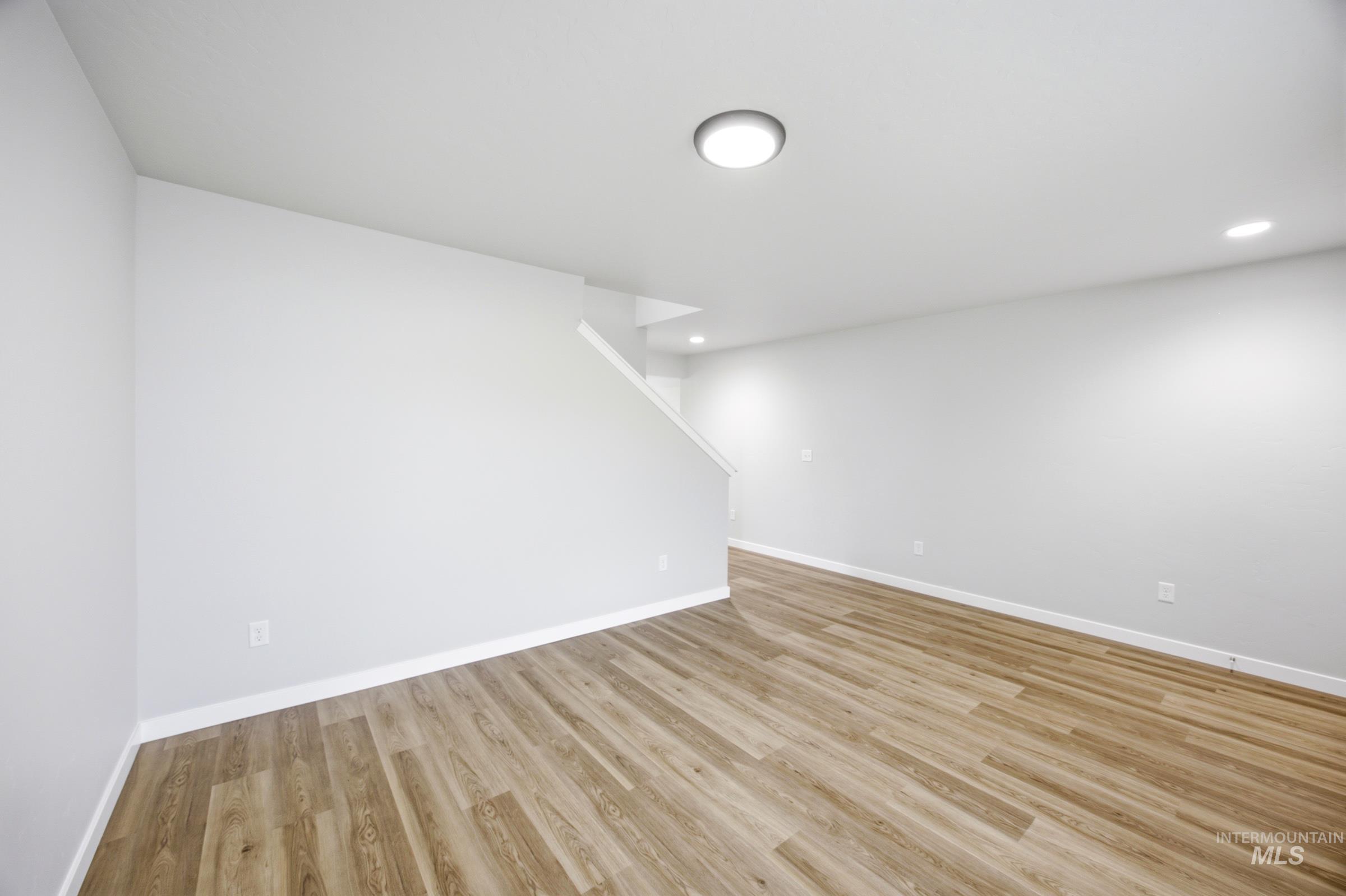 1391 Sunday River St Property Photo 15