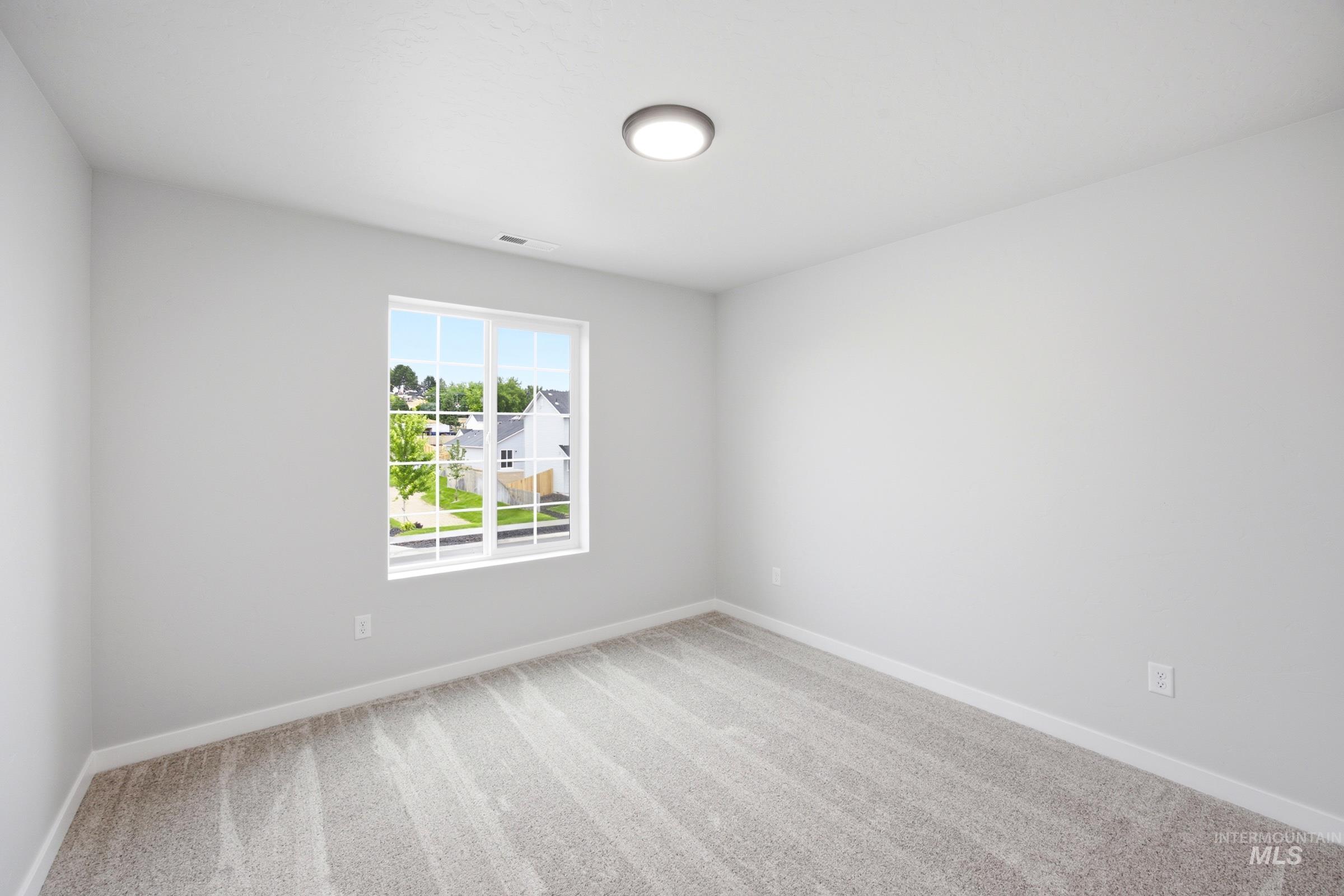 1391 Sunday River St Property Photo 16