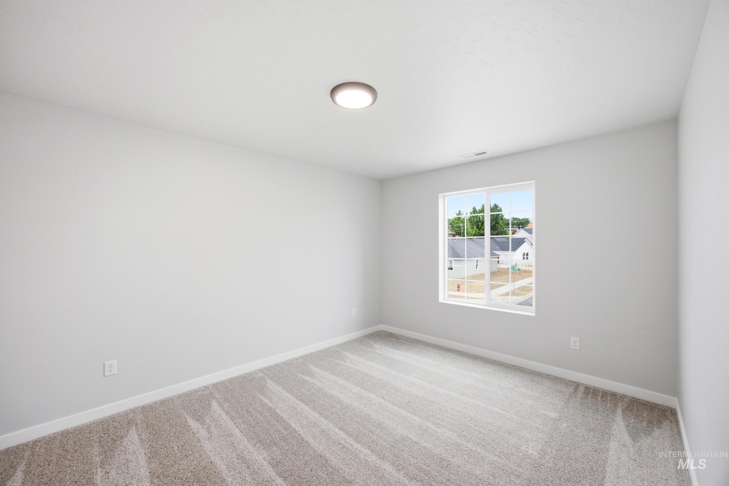 1391 Sunday River St Property Photo 18