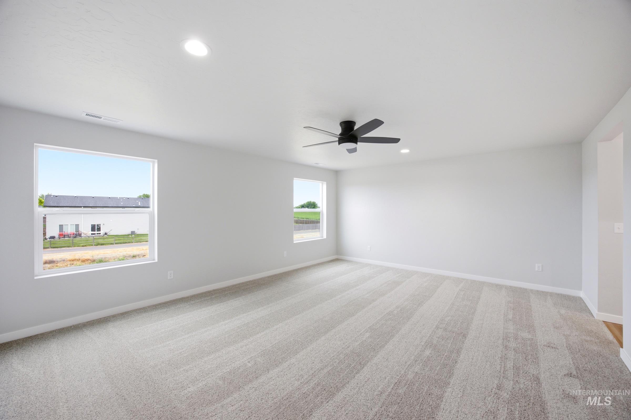 1391 Sunday River St Property Photo 26