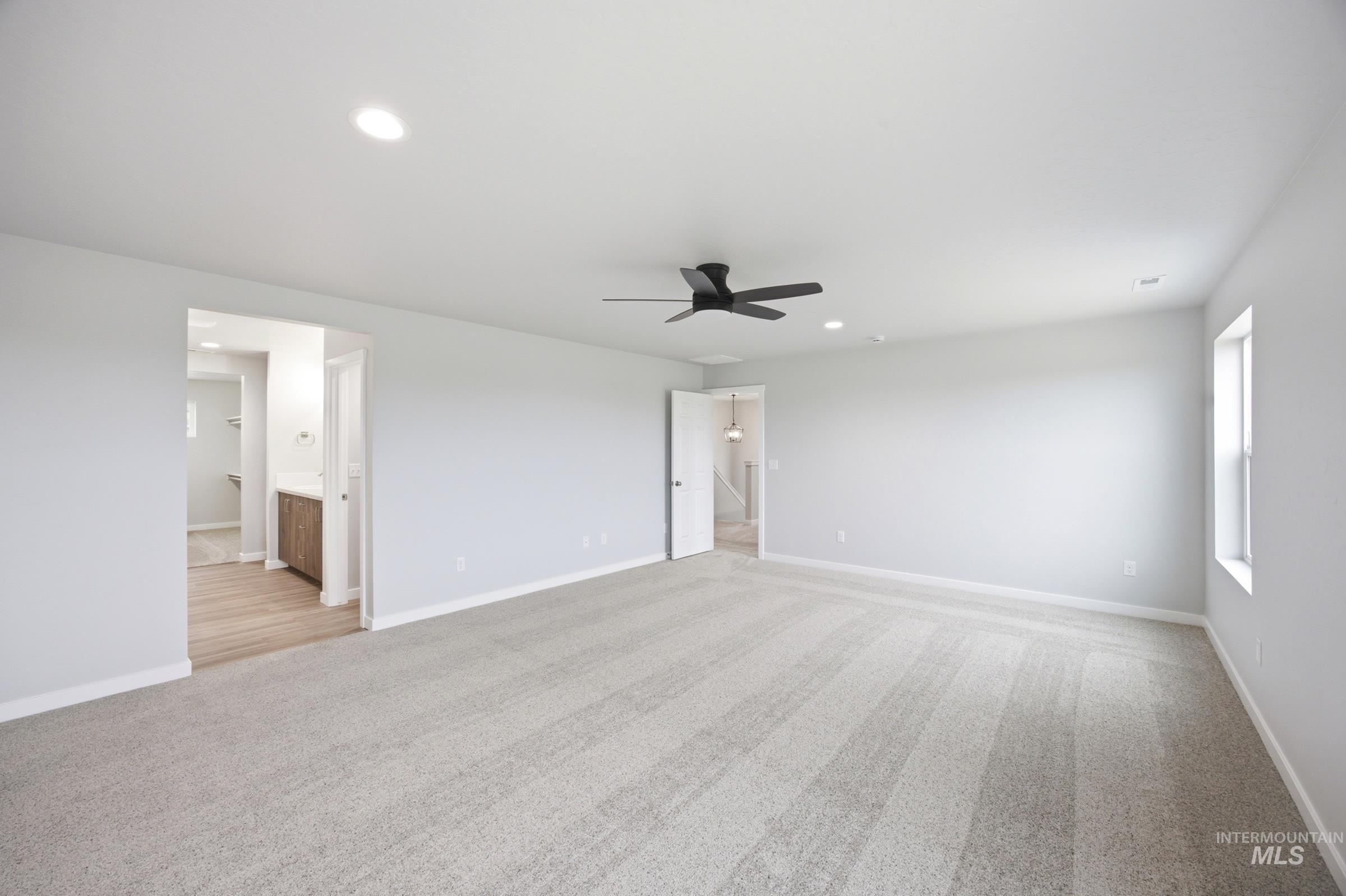 1391 Sunday River St Property Photo 27