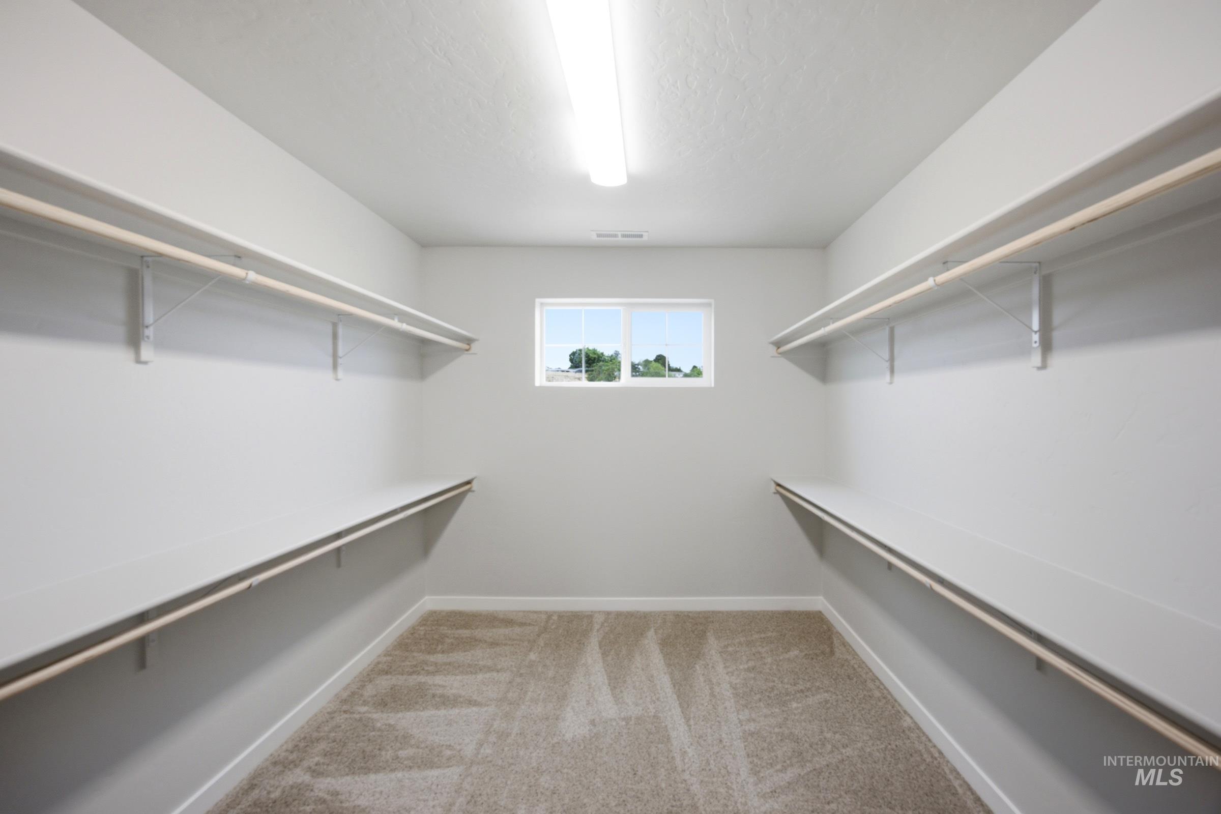 1391 Sunday River St Property Photo 31