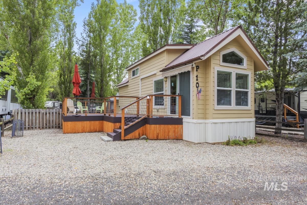 10 P Street Property Photo 1