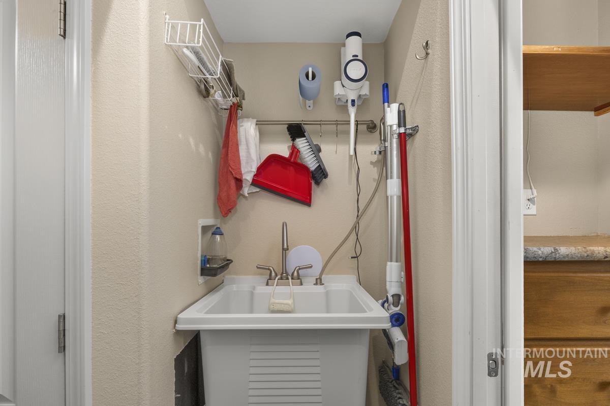 10 P Street Property Photo 18