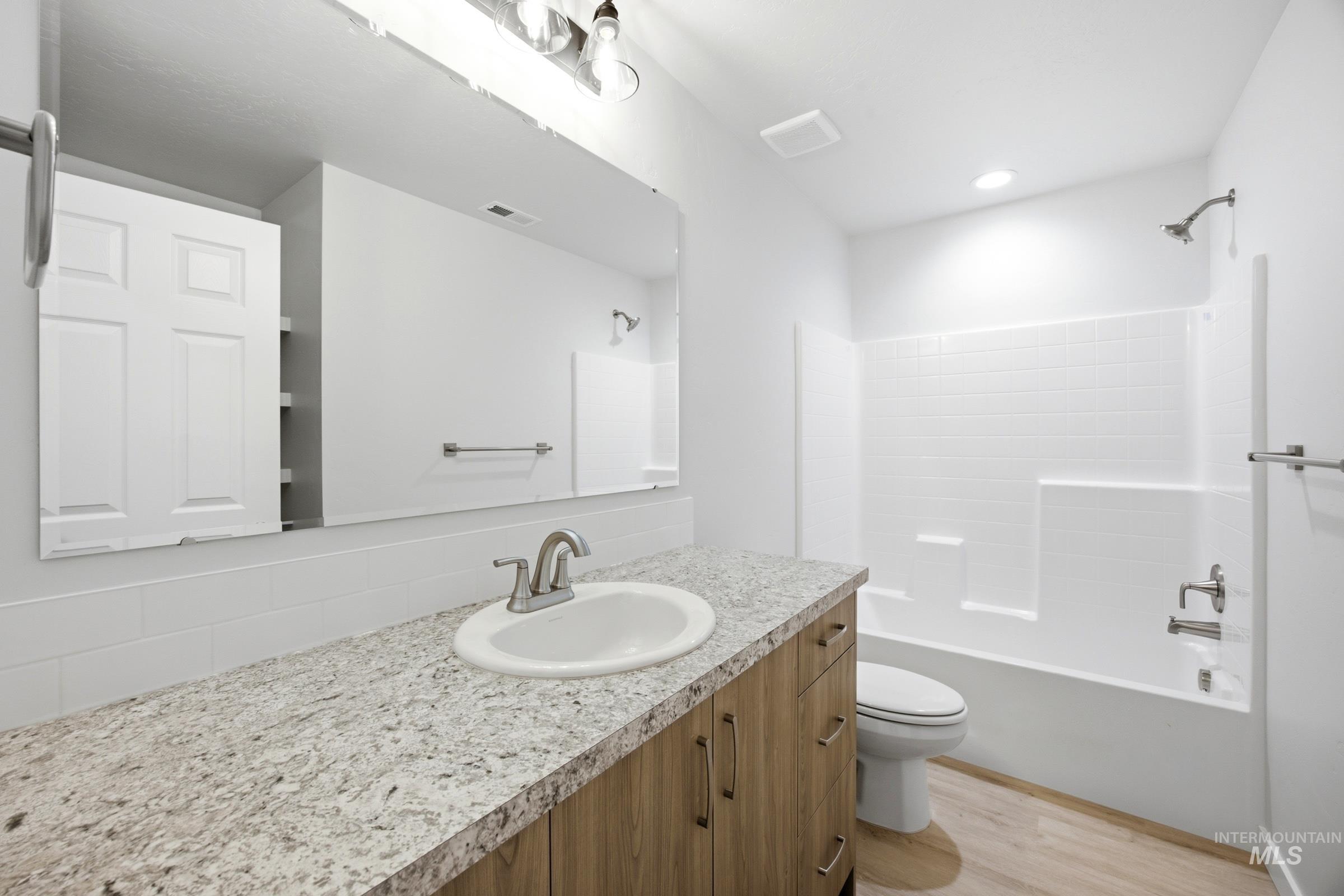 1357 Sunday River St Property Photo 19