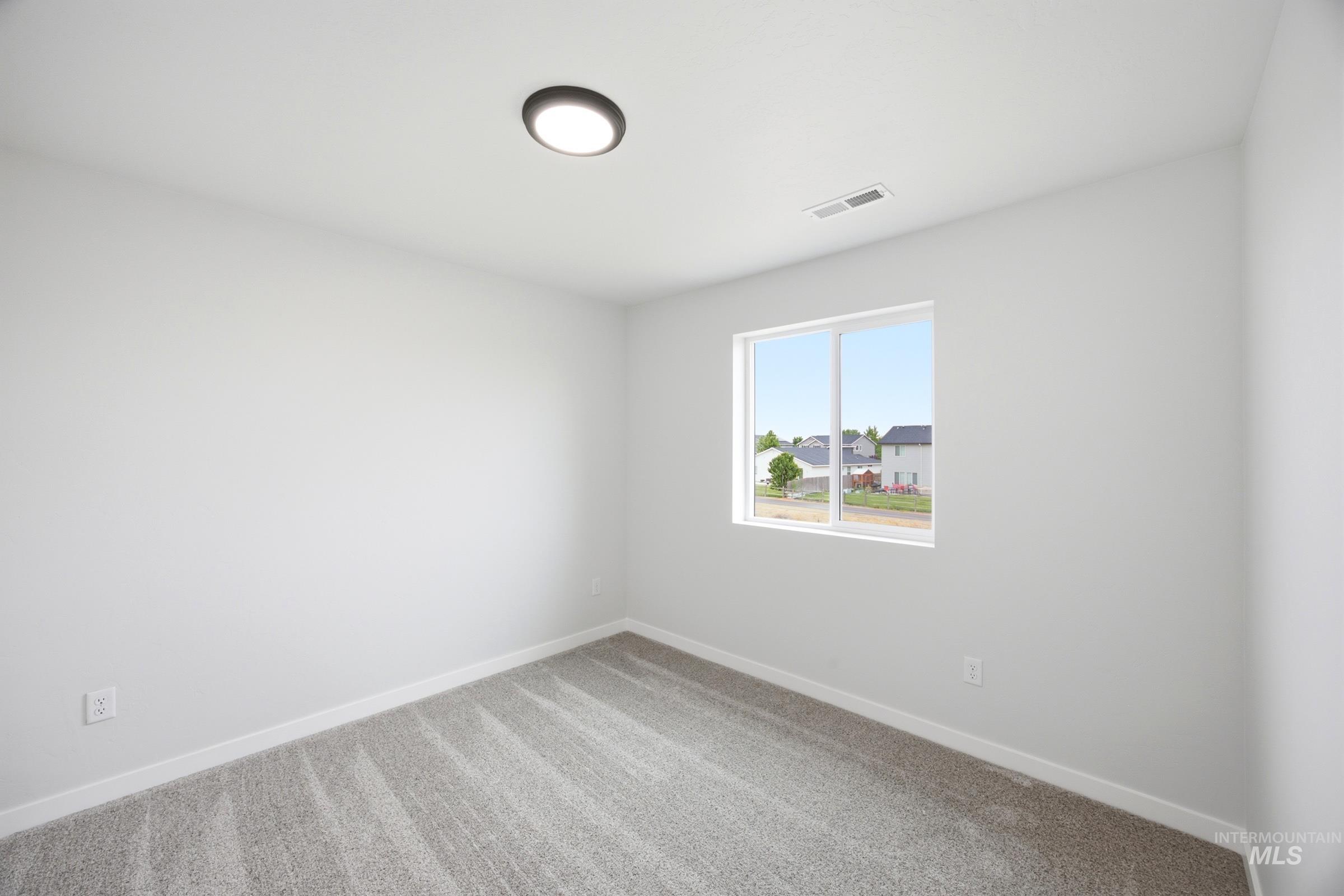 1357 Sunday River St Property Photo 21