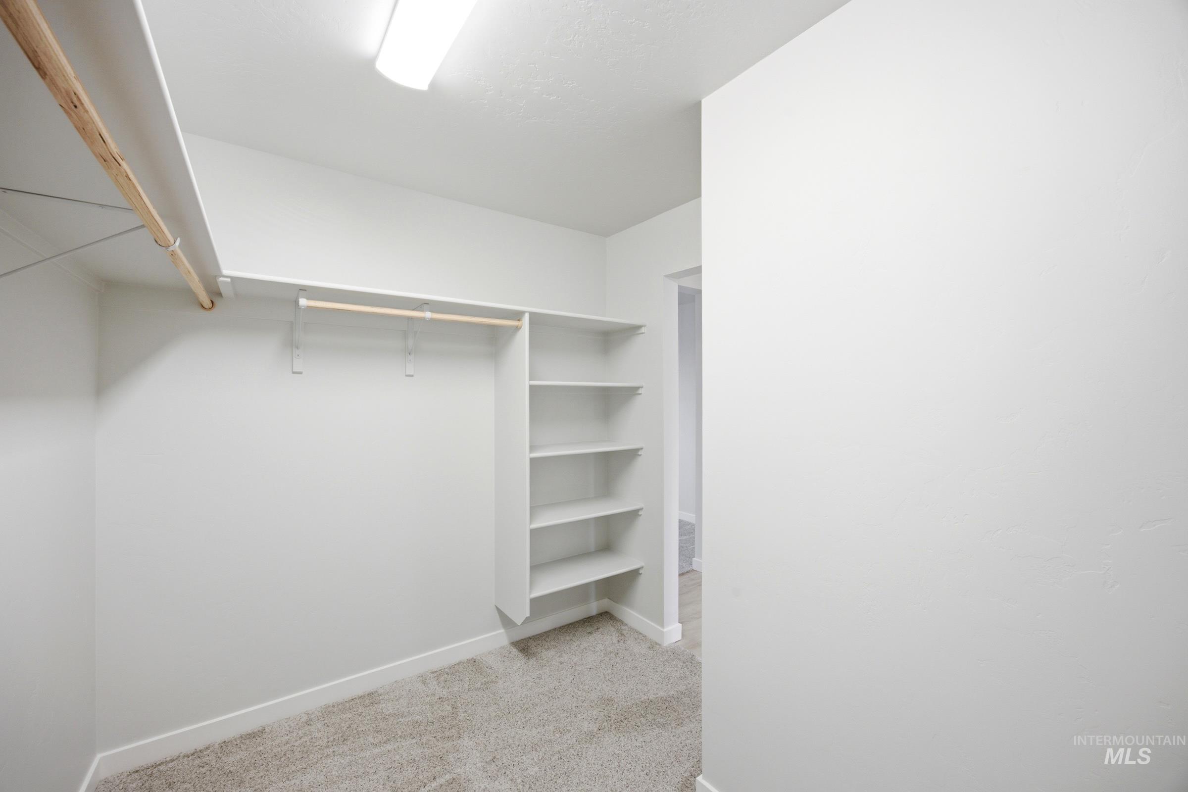 1357 Sunday River St Property Photo 28