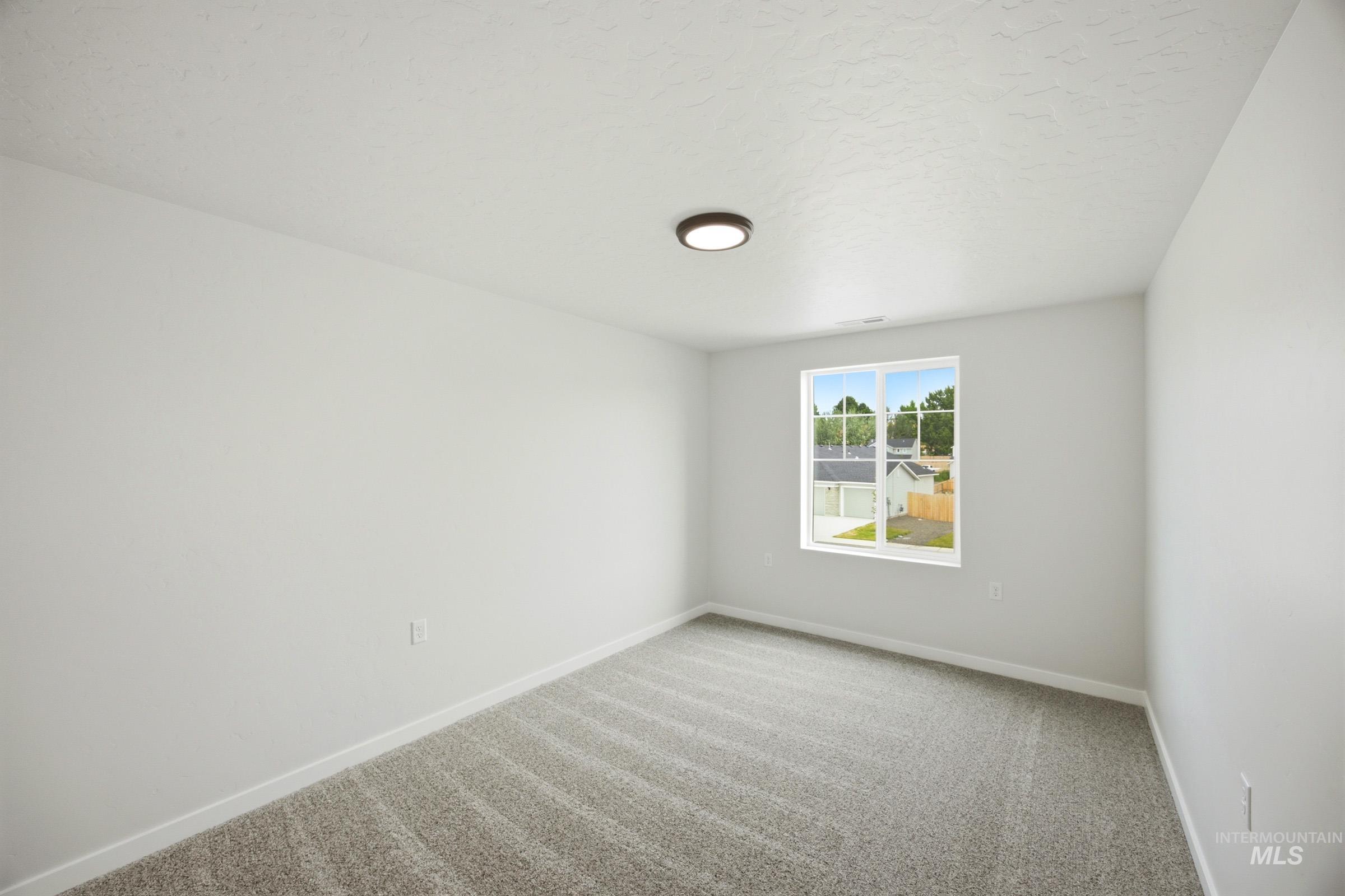 1625 Sunday River St Property Photo 14