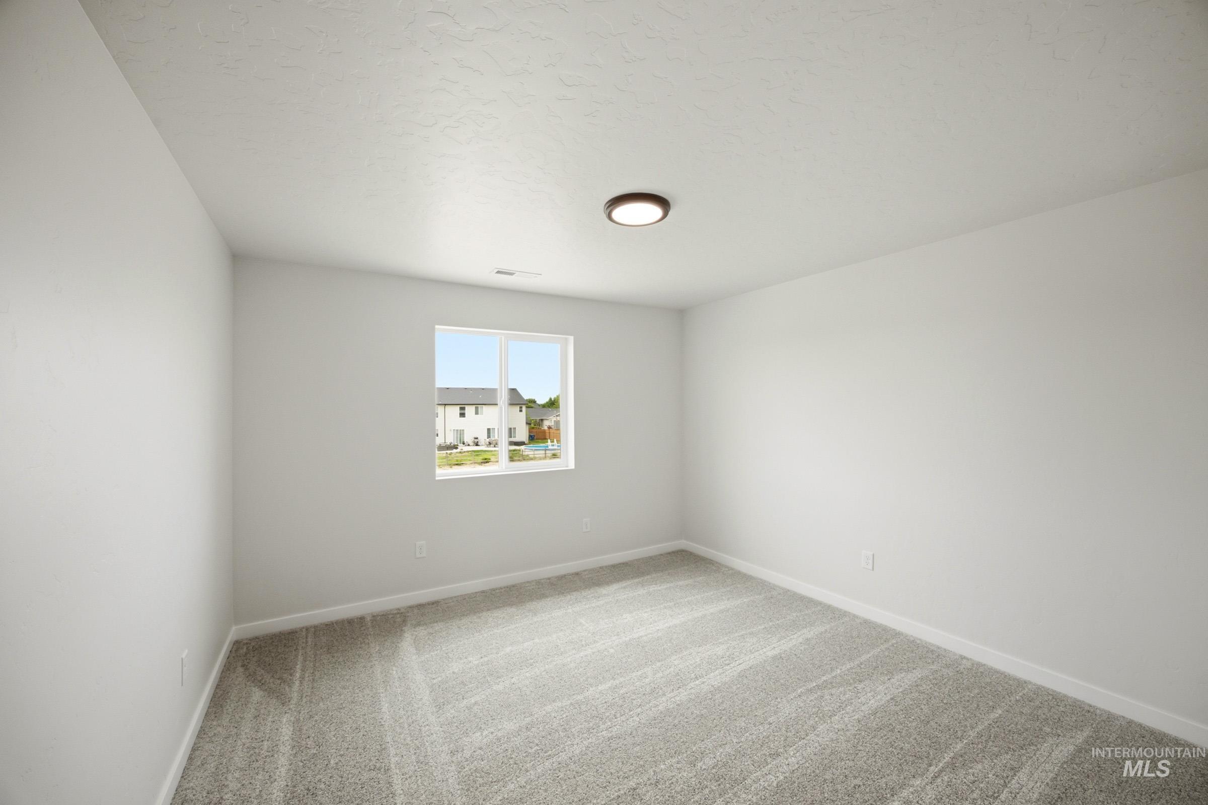 1625 Sunday River St Property Photo 21