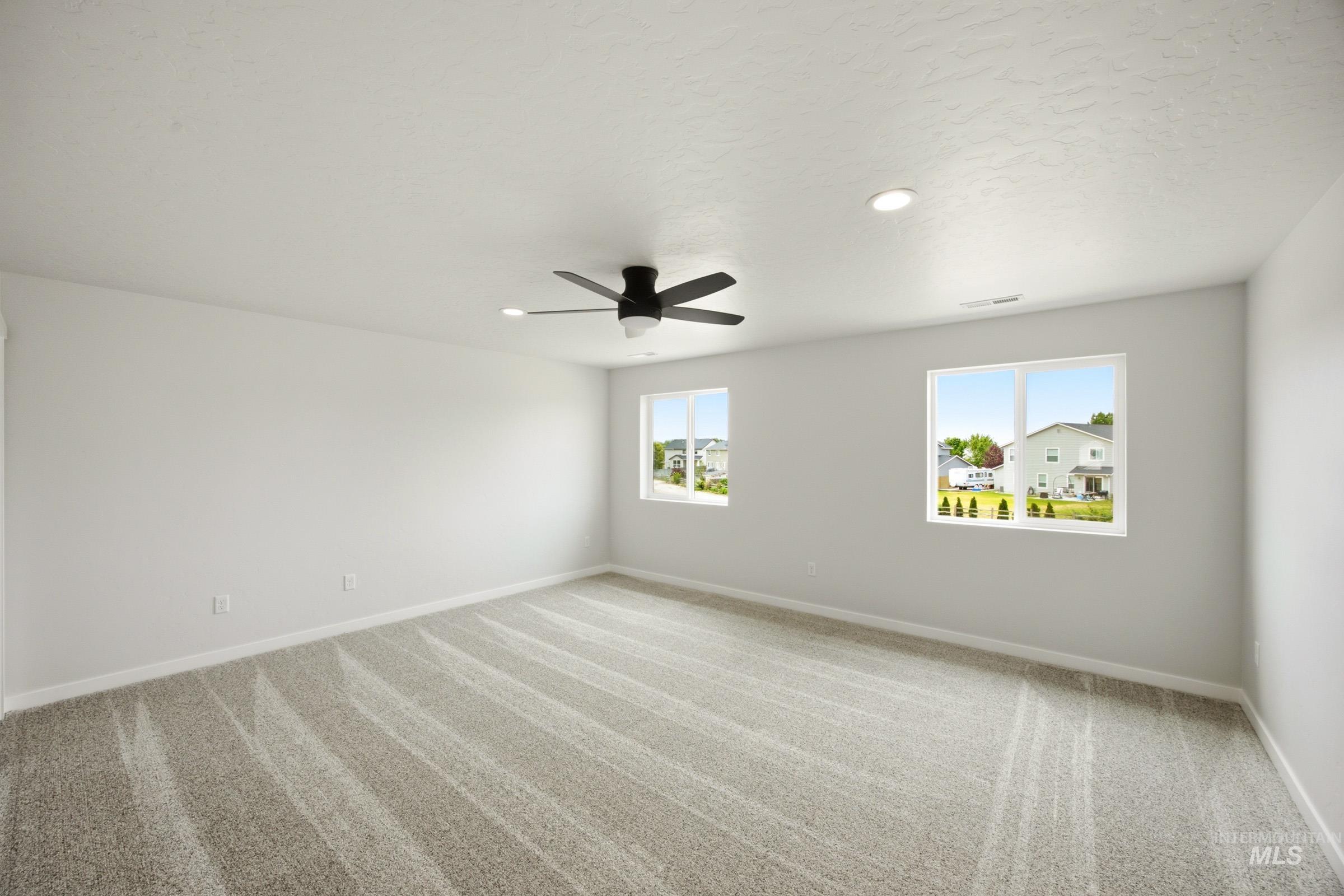 1625 Sunday River St Property Photo 22