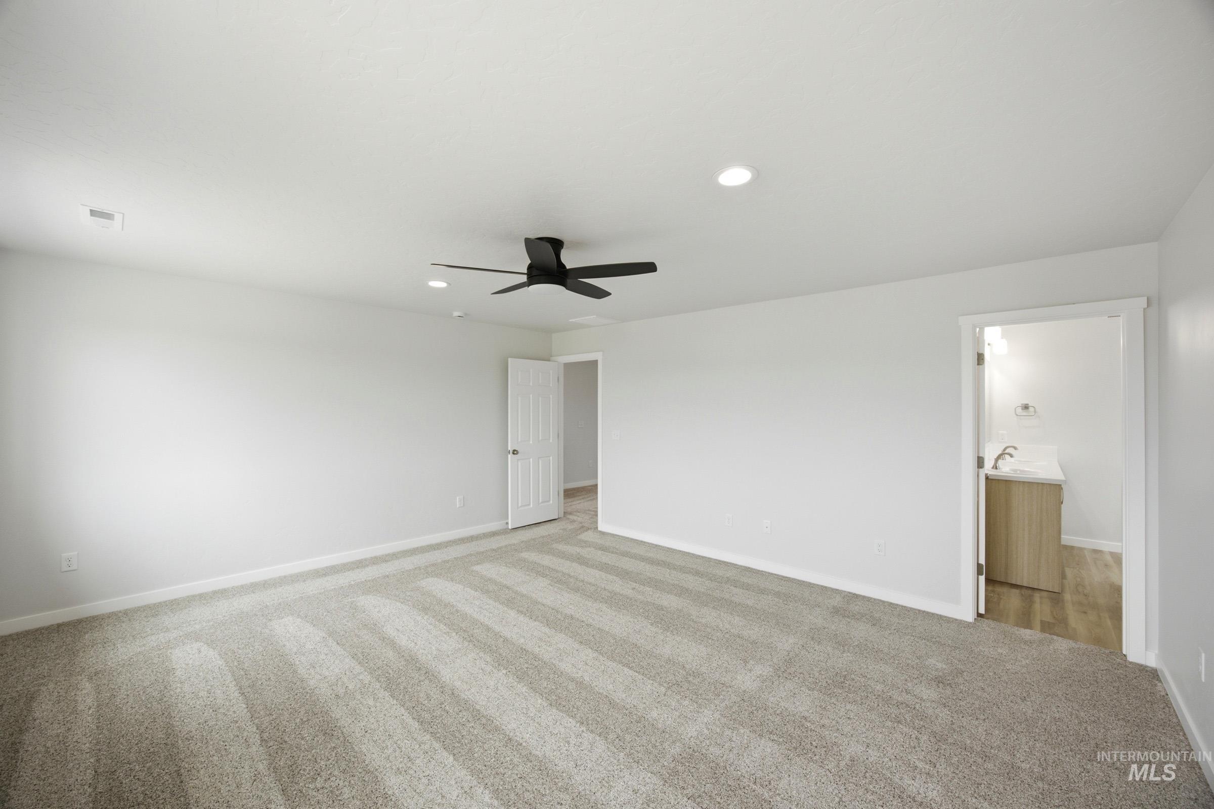1625 Sunday River St Property Photo 26