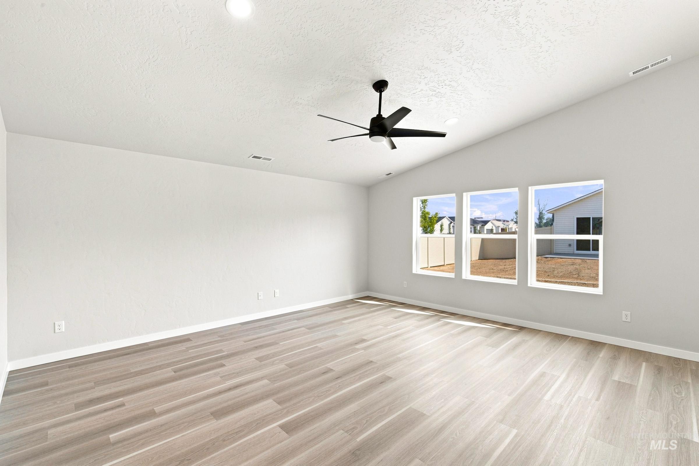 4406 Lamar St Property Photo 7