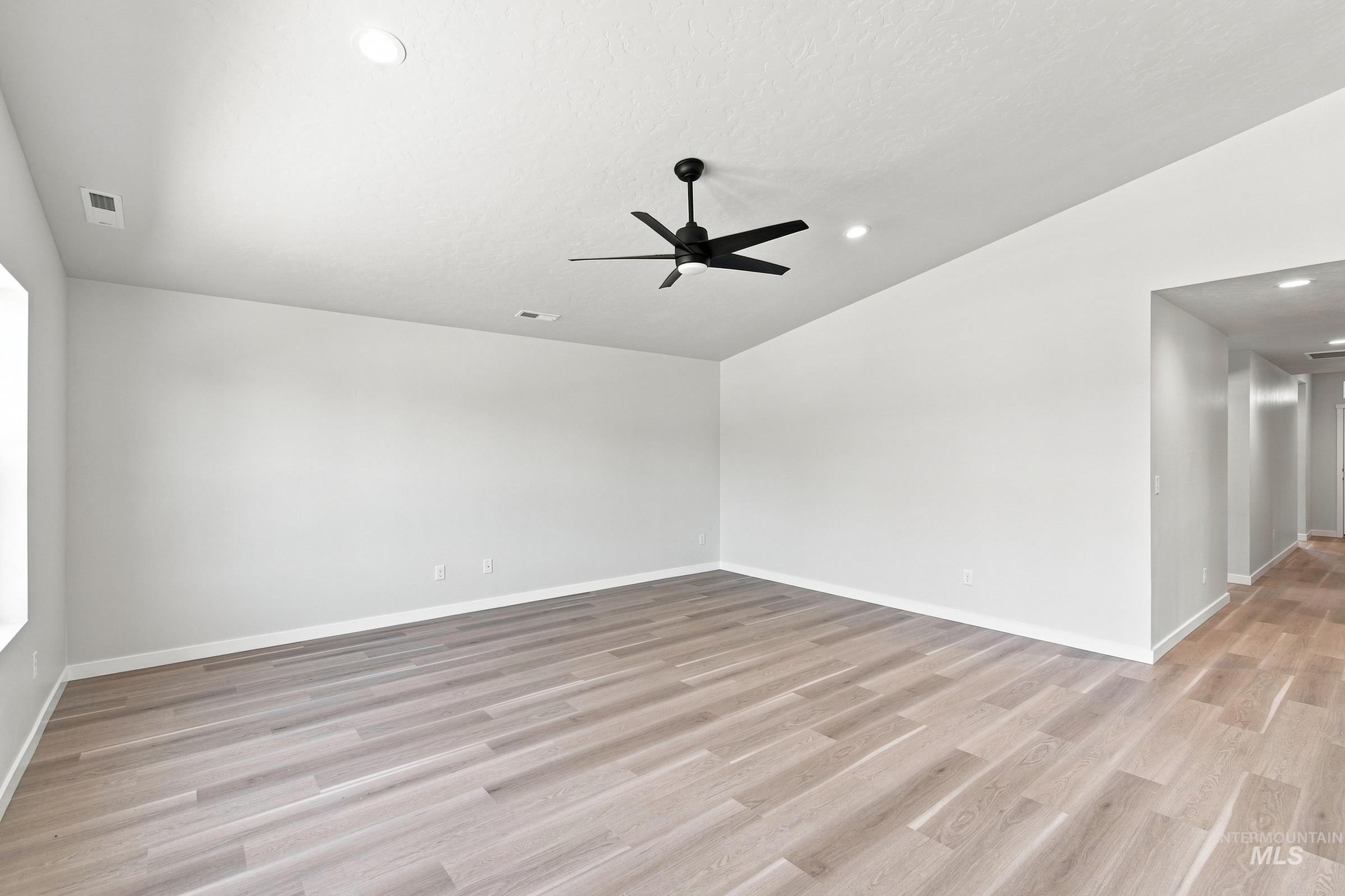 4303 Lamar St Property Photo 7