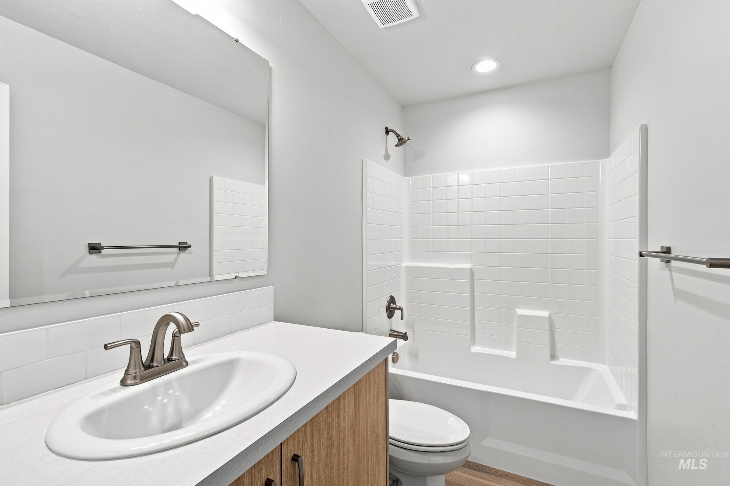 4303 Lamar St Property Photo 17
