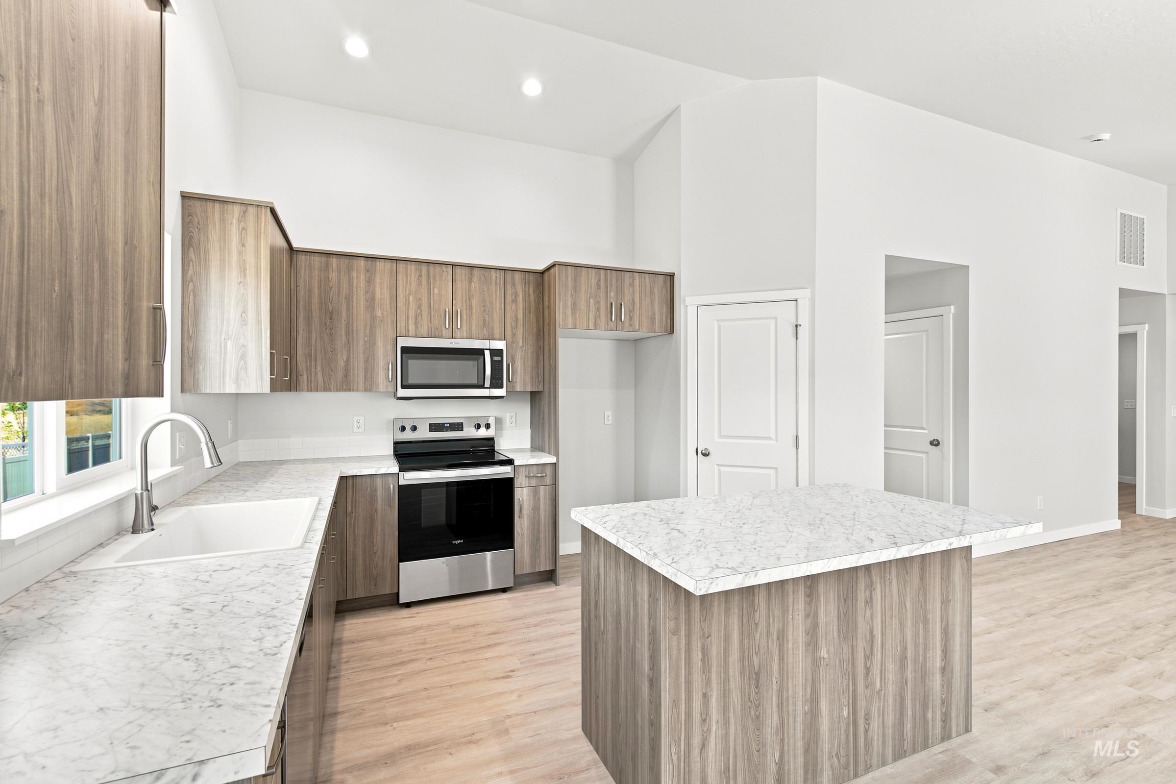 4307 Lamar St Property Photo 4