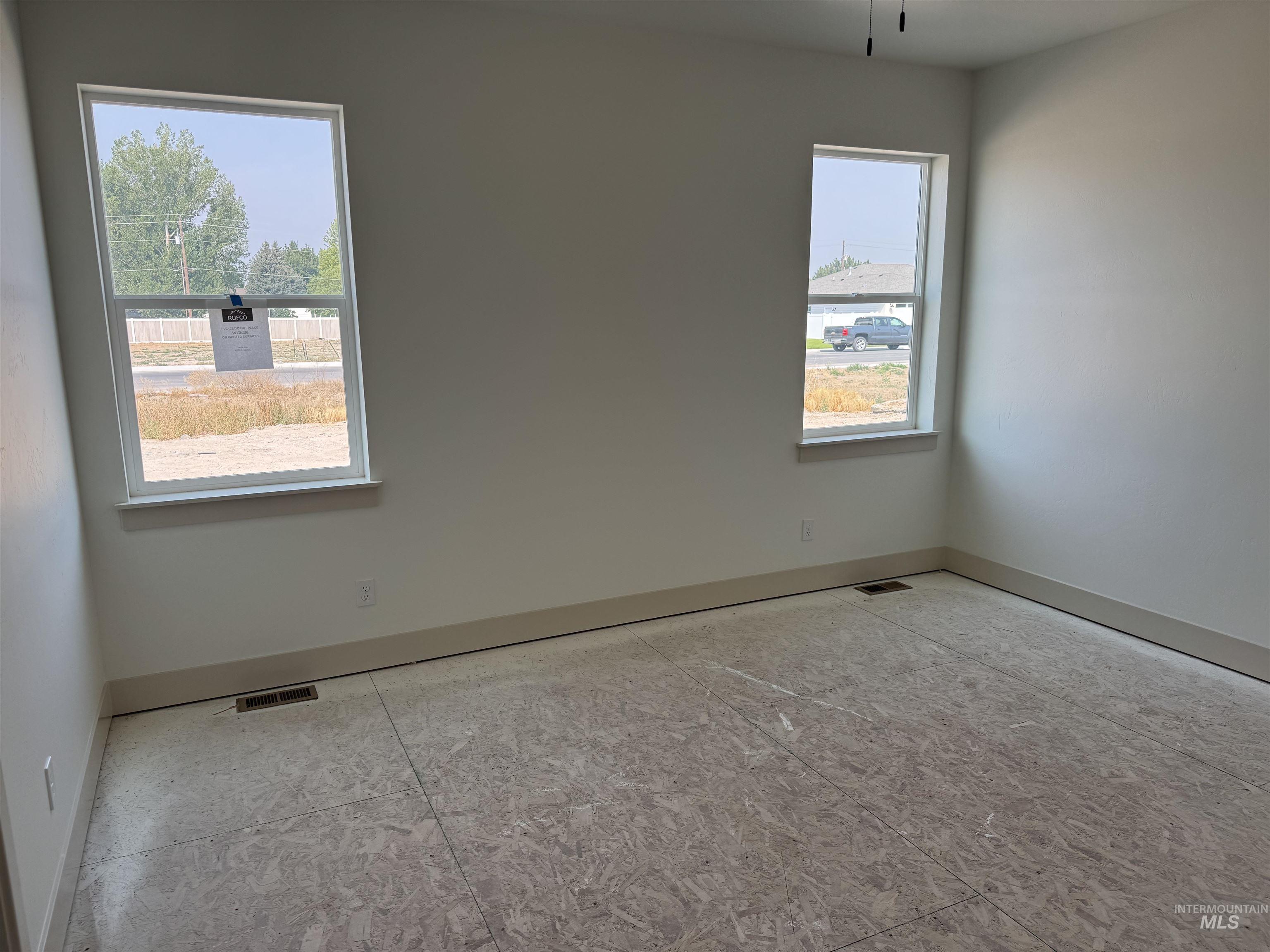 3029 Capricorn Ave. Property Photo 7
