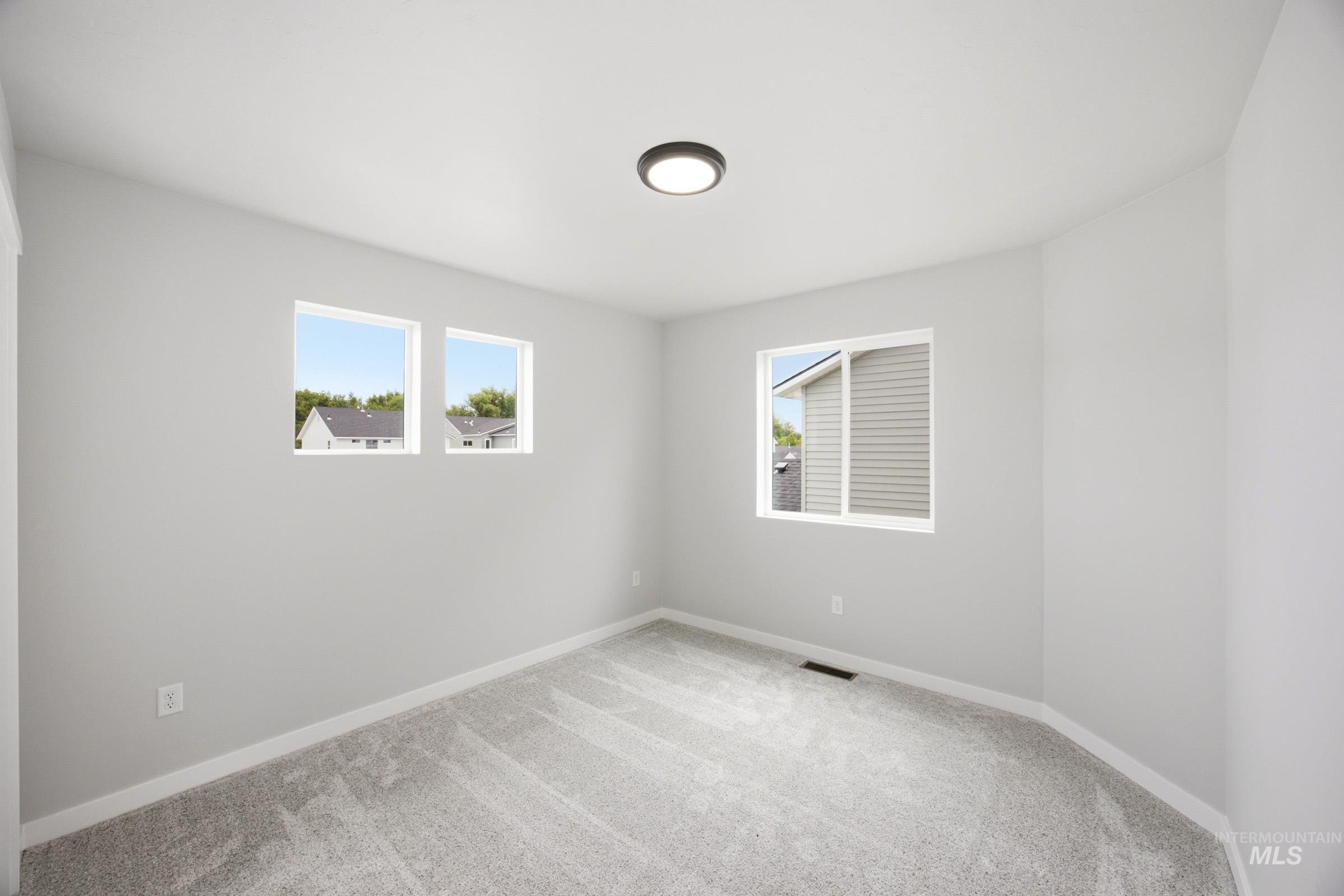 2367 W Fallon Lp Property Photo 13