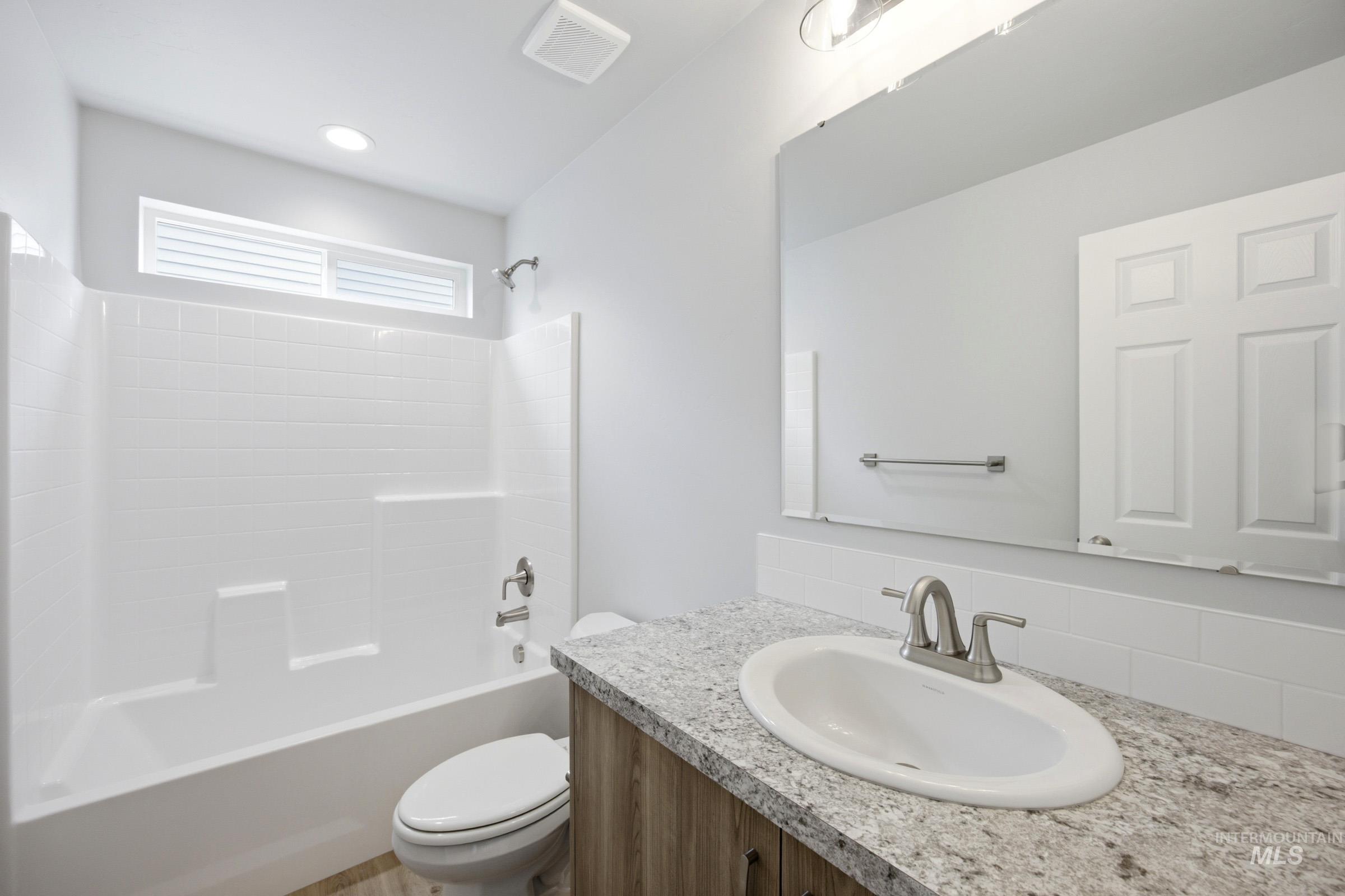 2367 W Fallon Lp Property Photo 15