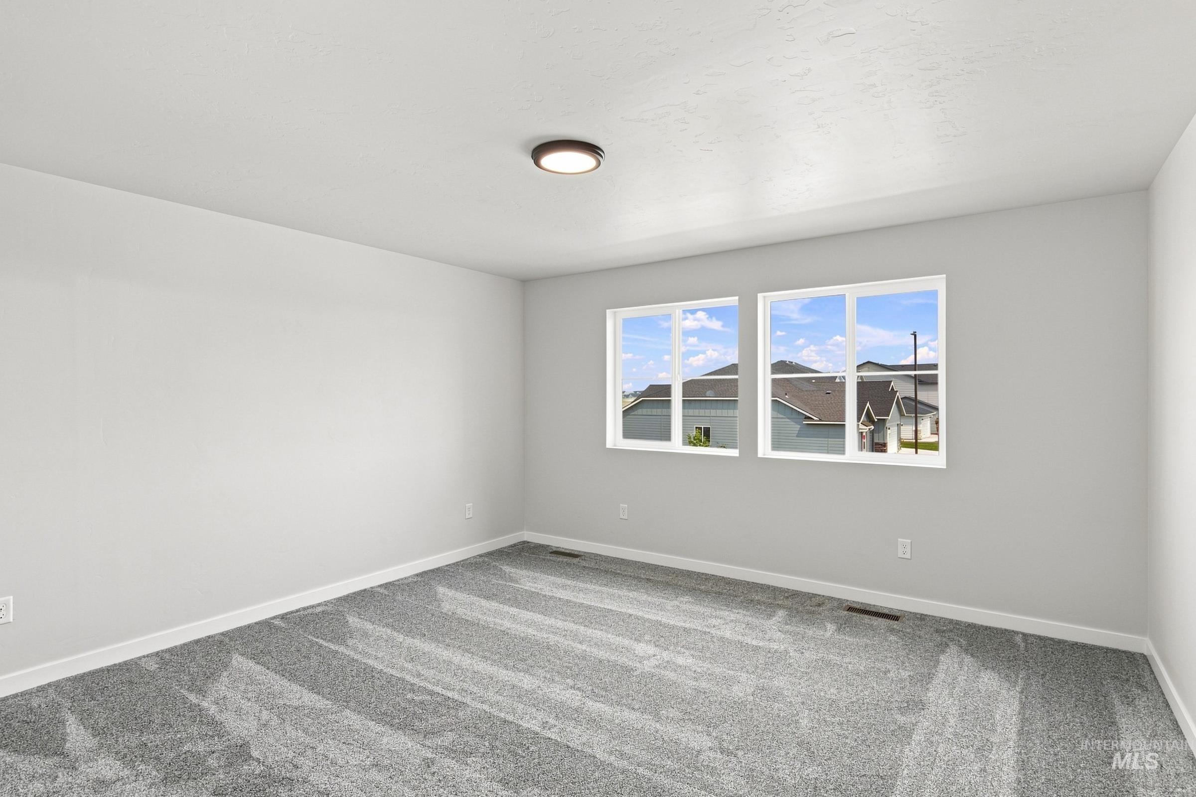 3813 E White Plains St Property Photo 12