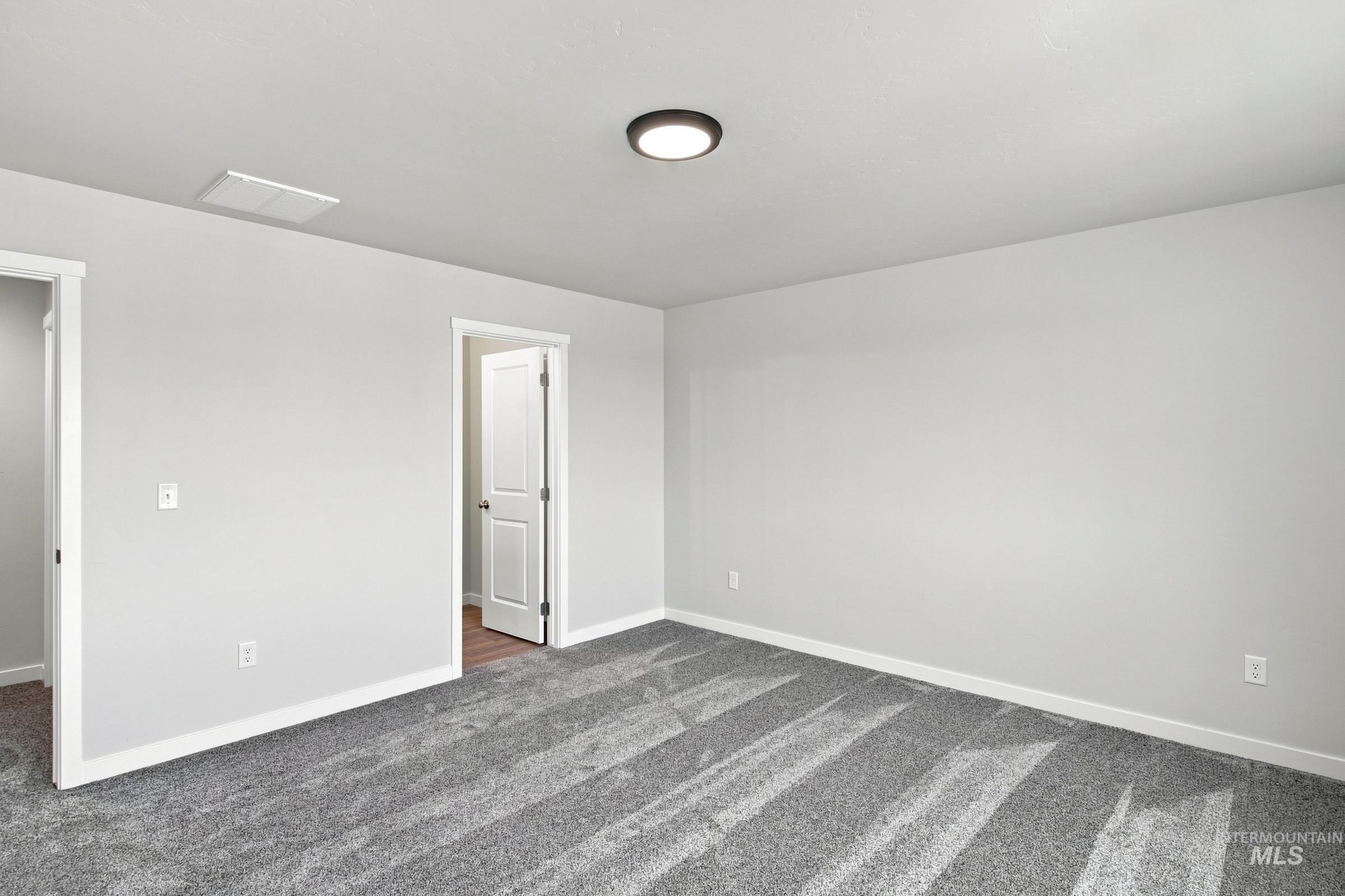 3813 E White Plains St Property Photo 13
