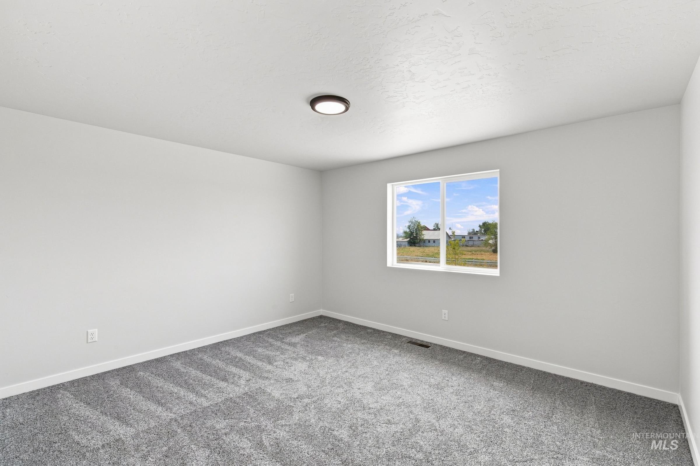 3813 E White Plains St Property Photo 25