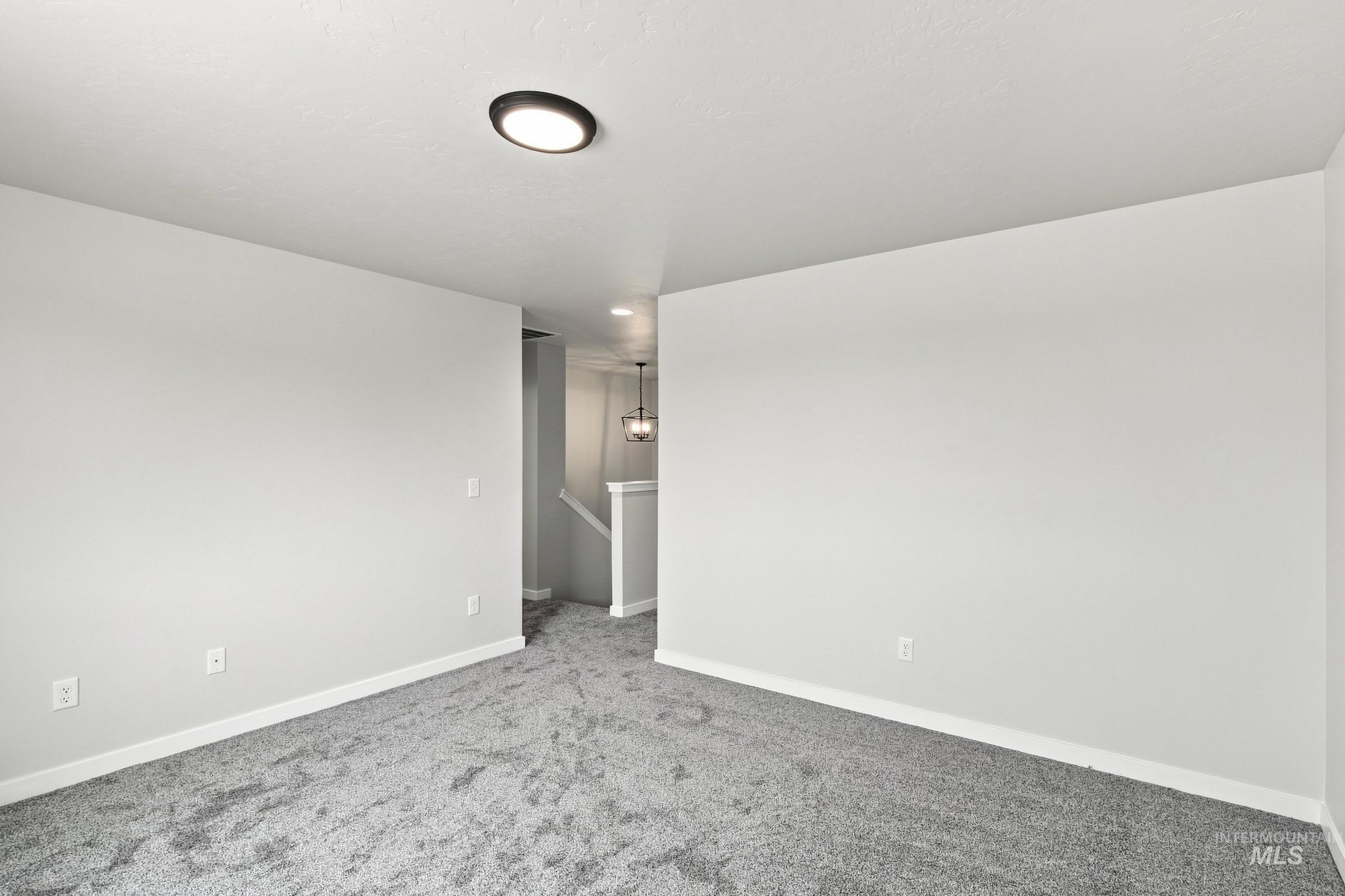 3813 E White Plains St Property Photo 26