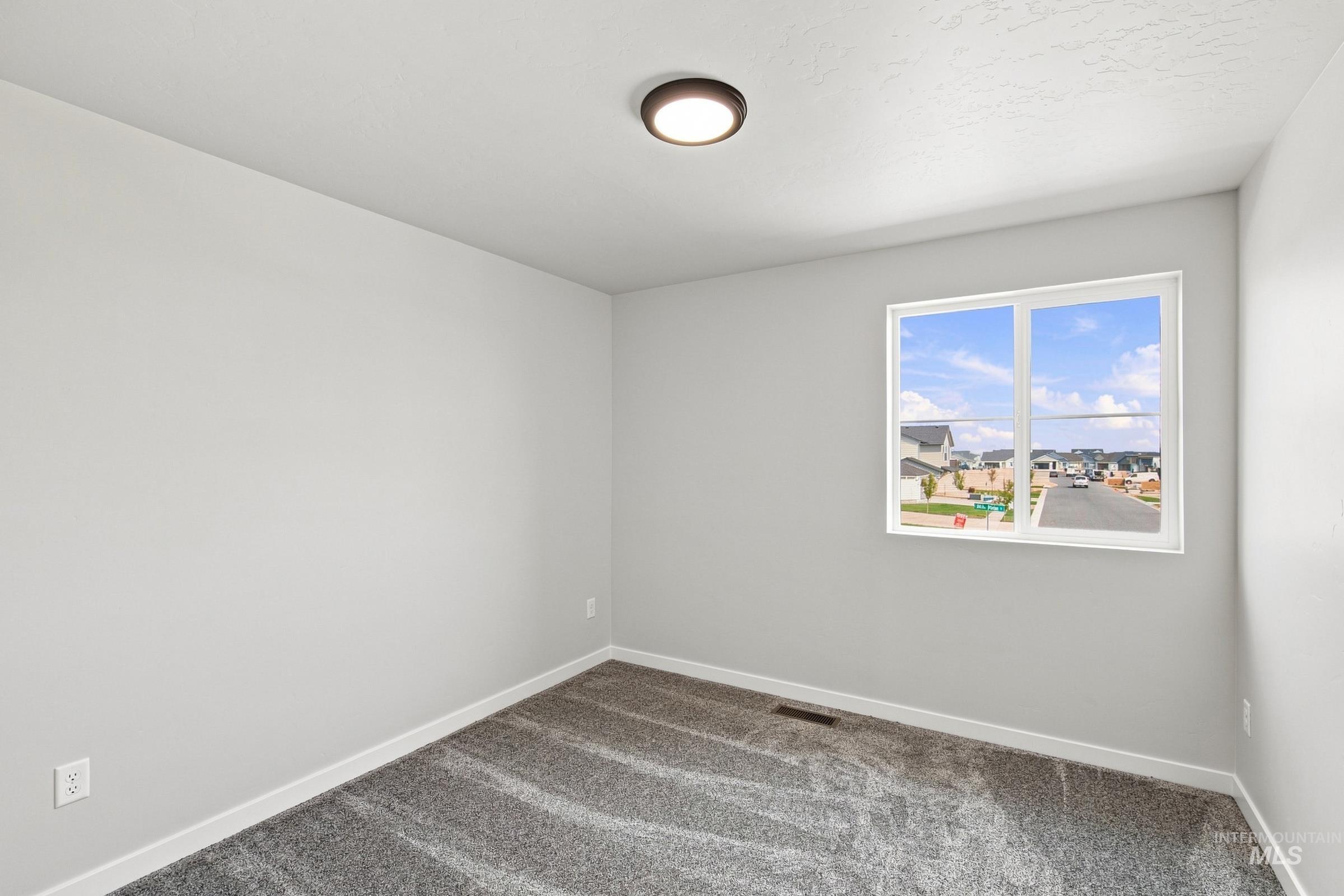 3813 E White Plains St Property Photo 28