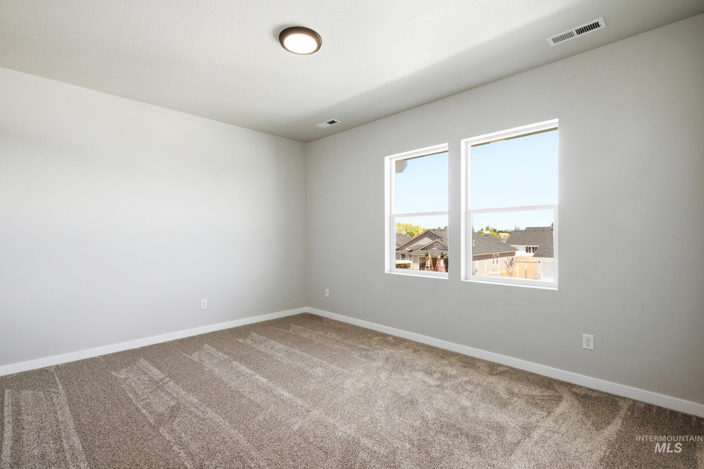 3498 E Jamestown Dr Property Photo 27