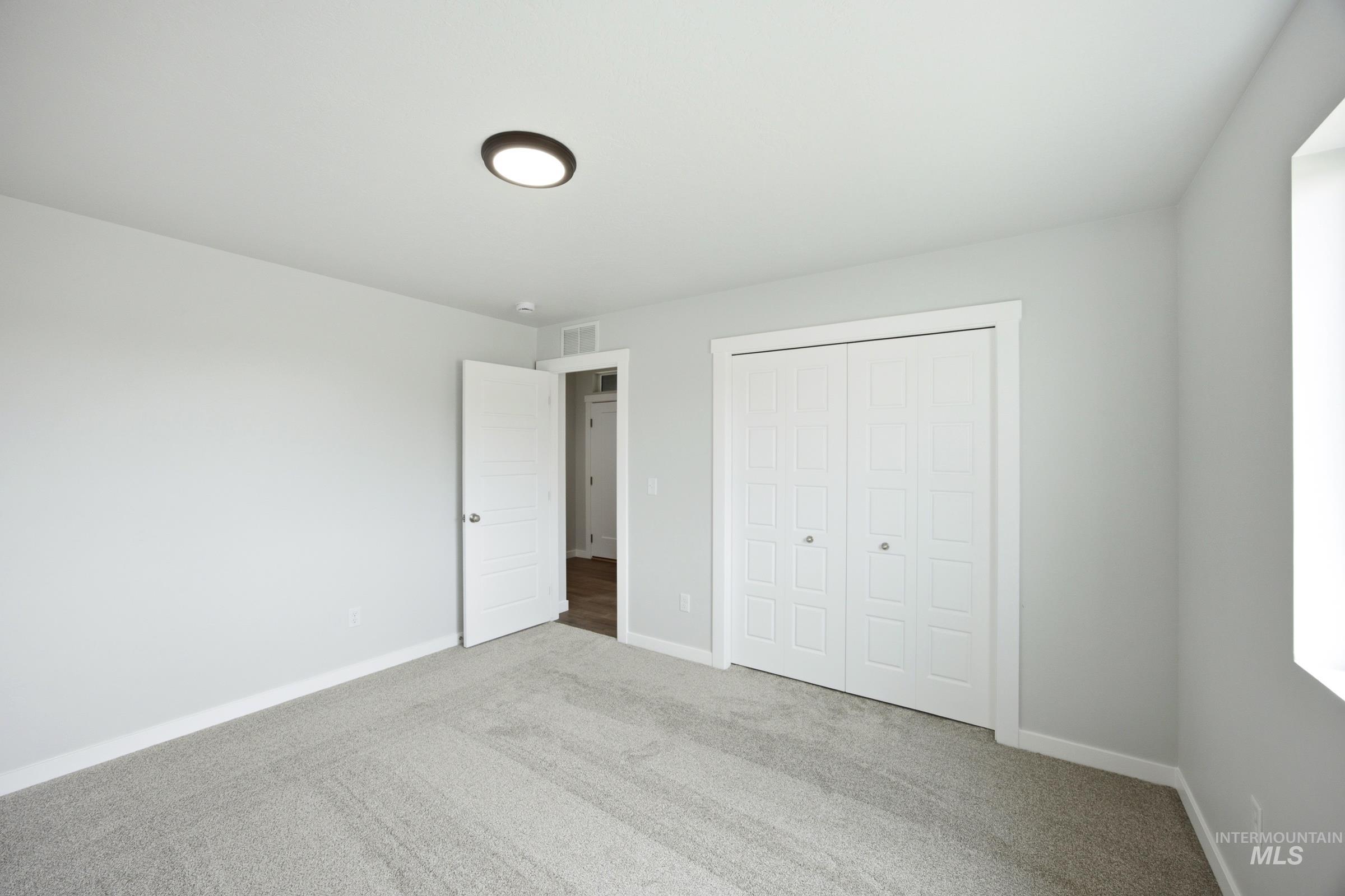 15265 Fuchsia Ave Property Photo 11