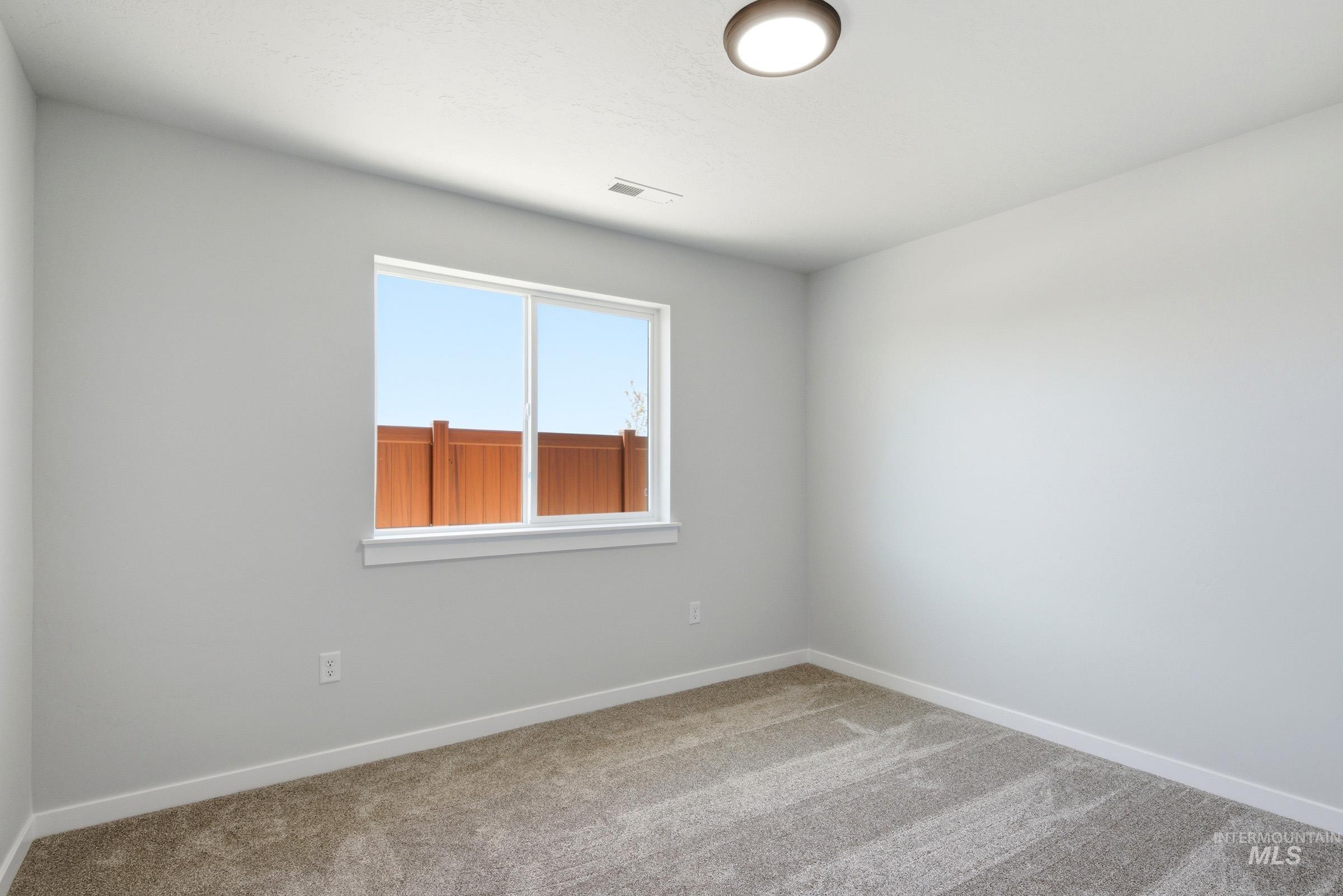 15265 Fuchsia Ave Property Photo 14