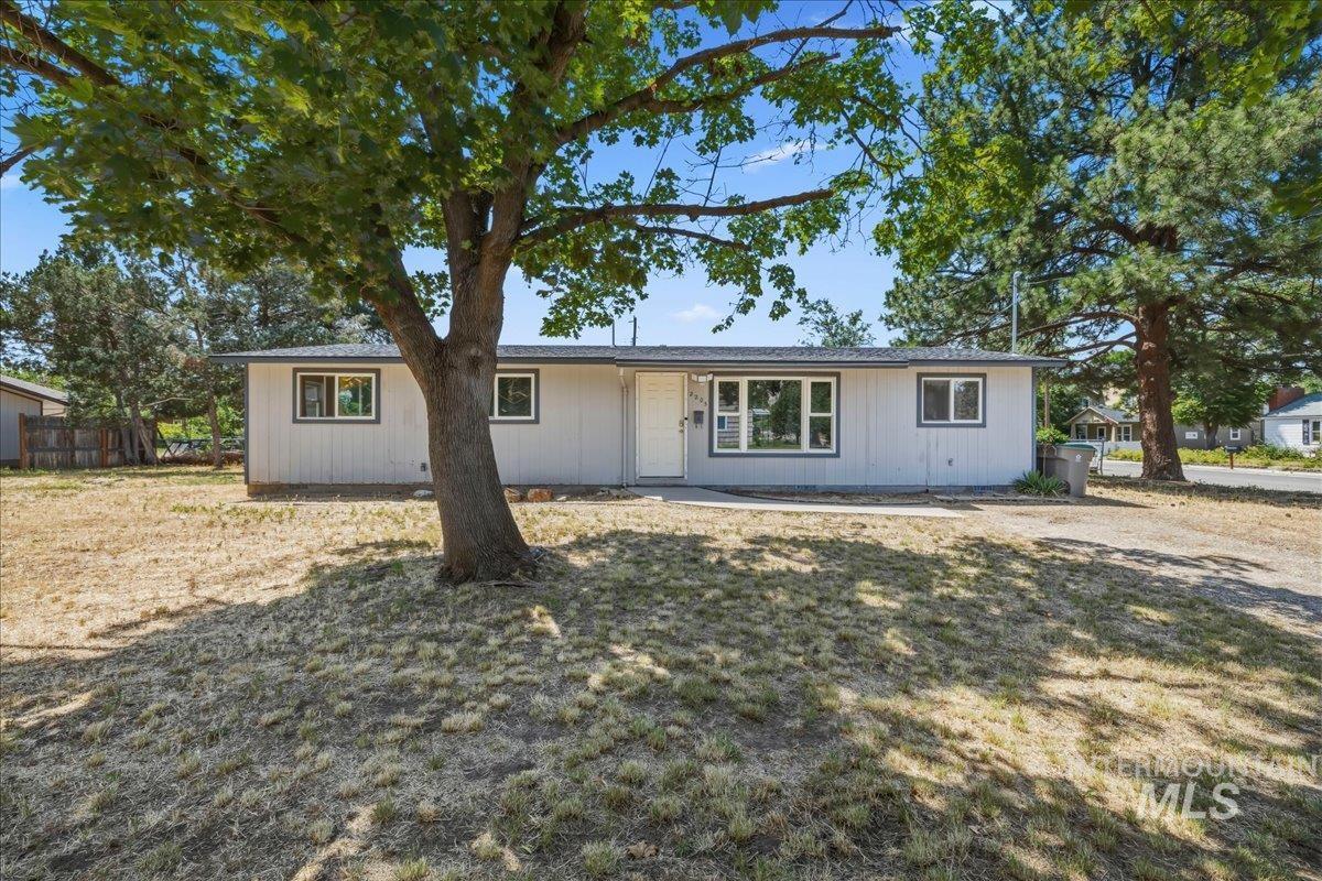 2203 S Colorado Ave Property Photo 3
