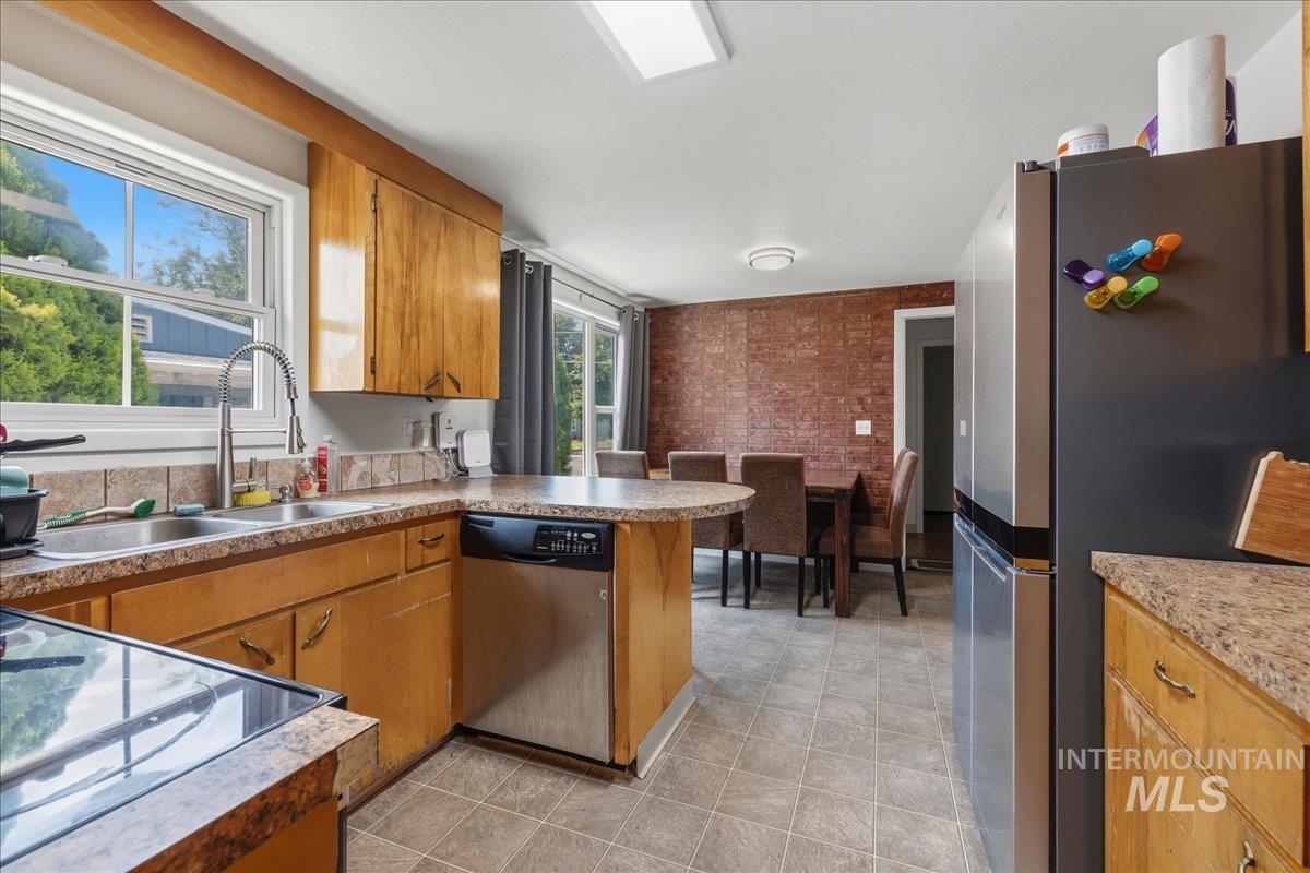 2203 S Colorado Ave Property Photo 9