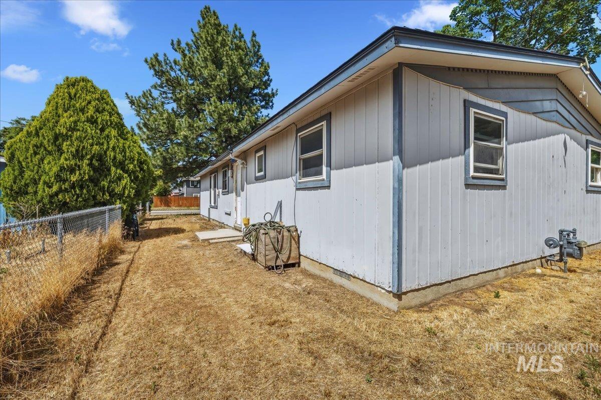 2203 S Colorado Ave Property Photo 18