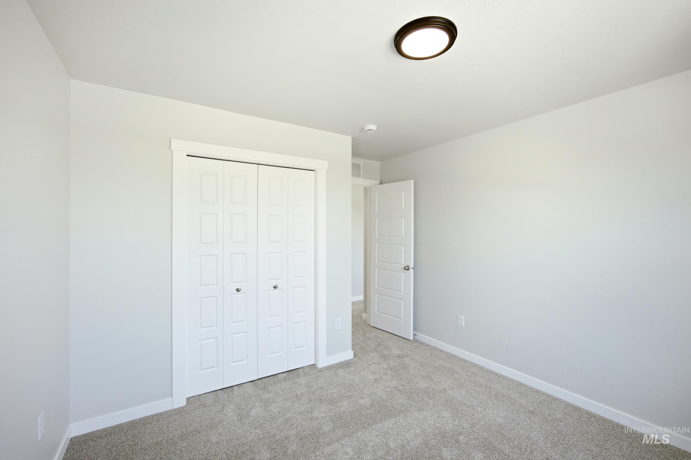 12829 Decatur St Property Photo 17