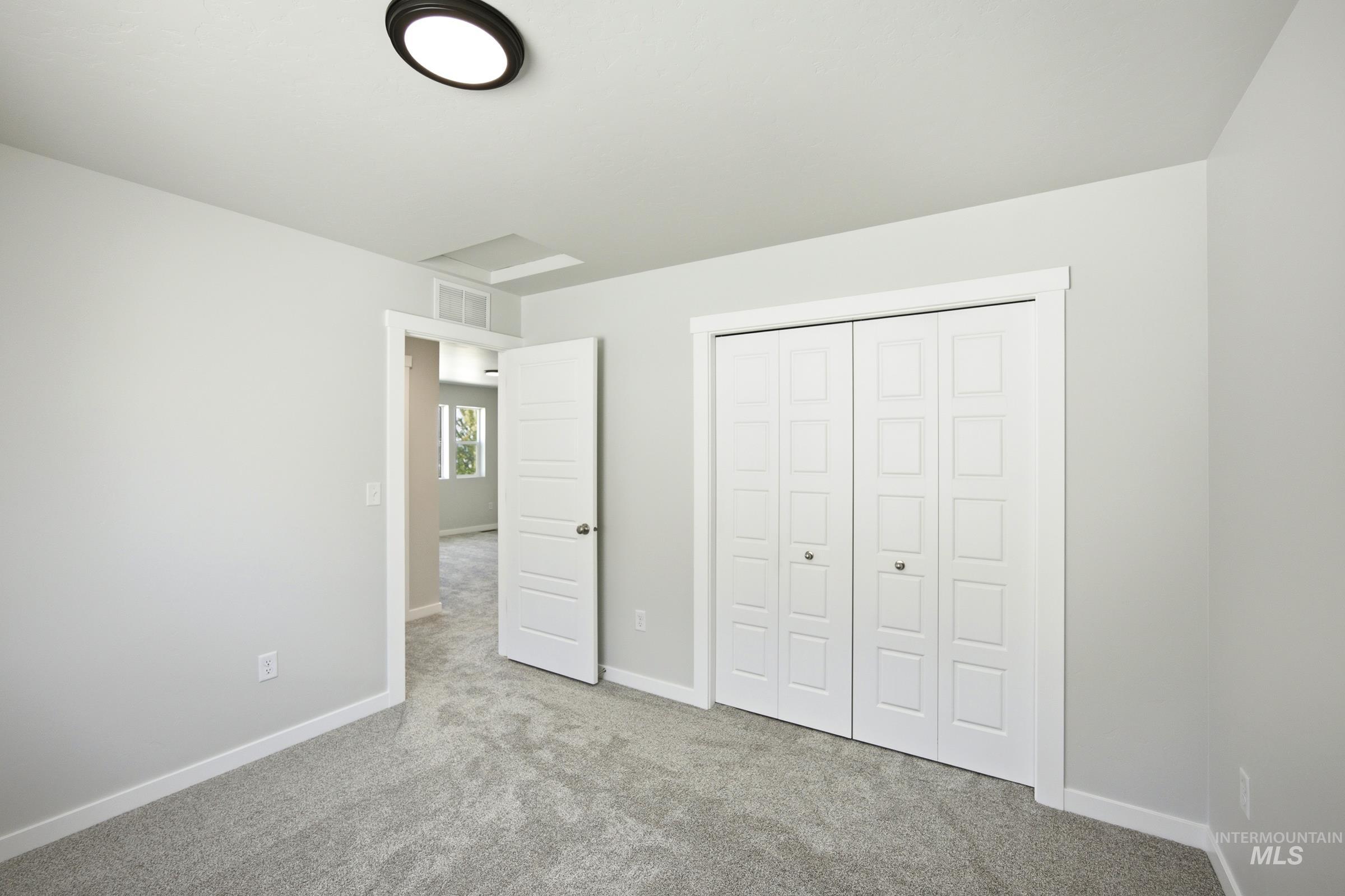 12829 Decatur St Property Photo 23
