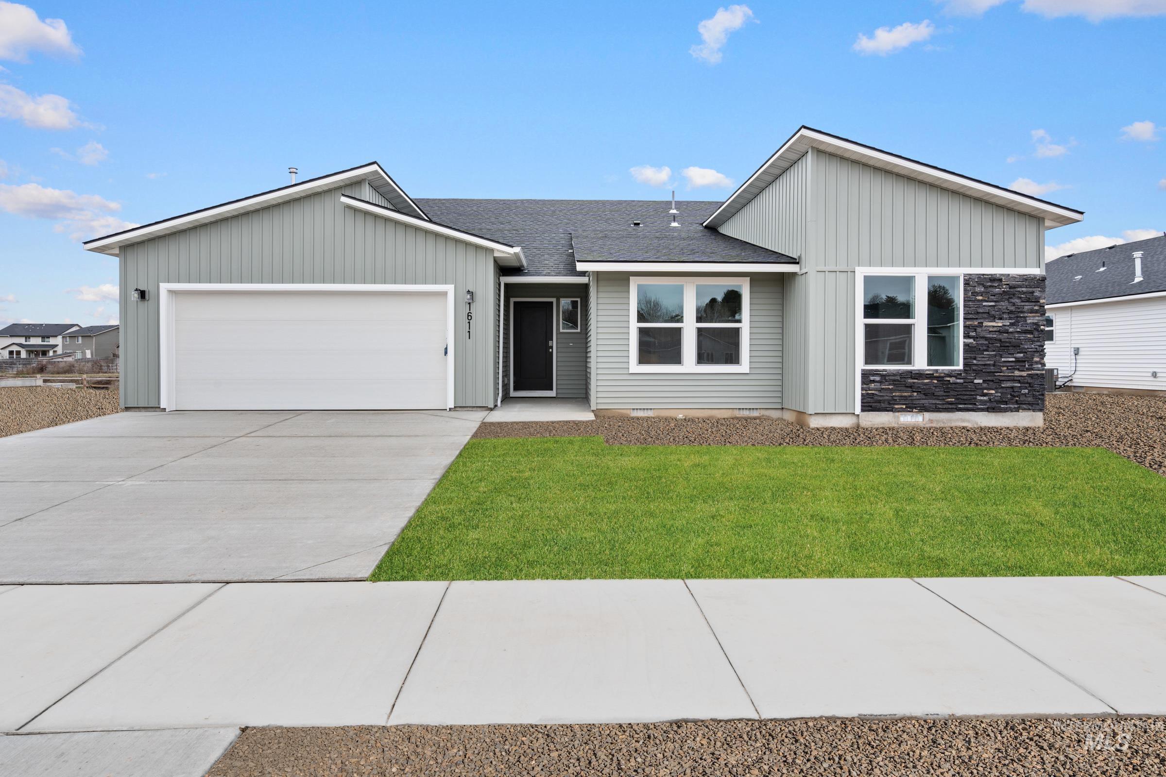 3536 E Boxelder Dr Property Photo 1