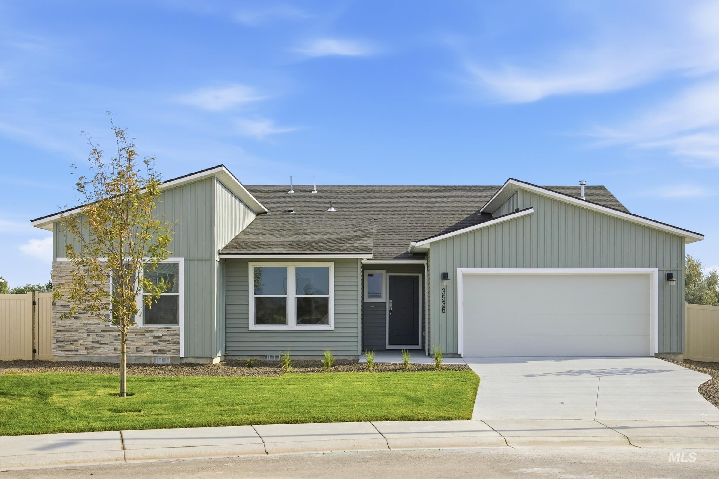 3536 E Boxelder Dr Property Photo 1