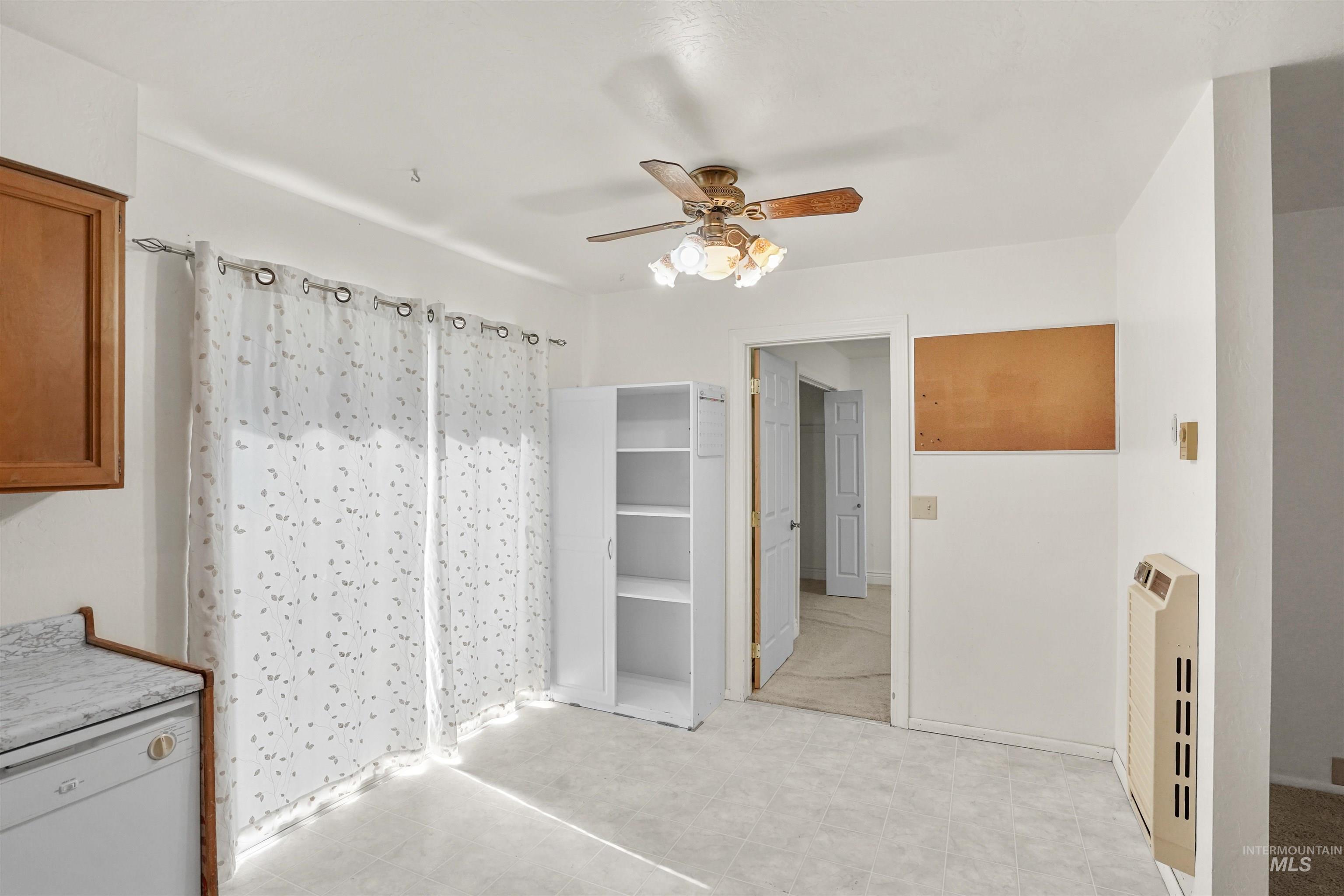 2941 Almo Ave, Property Photo 8