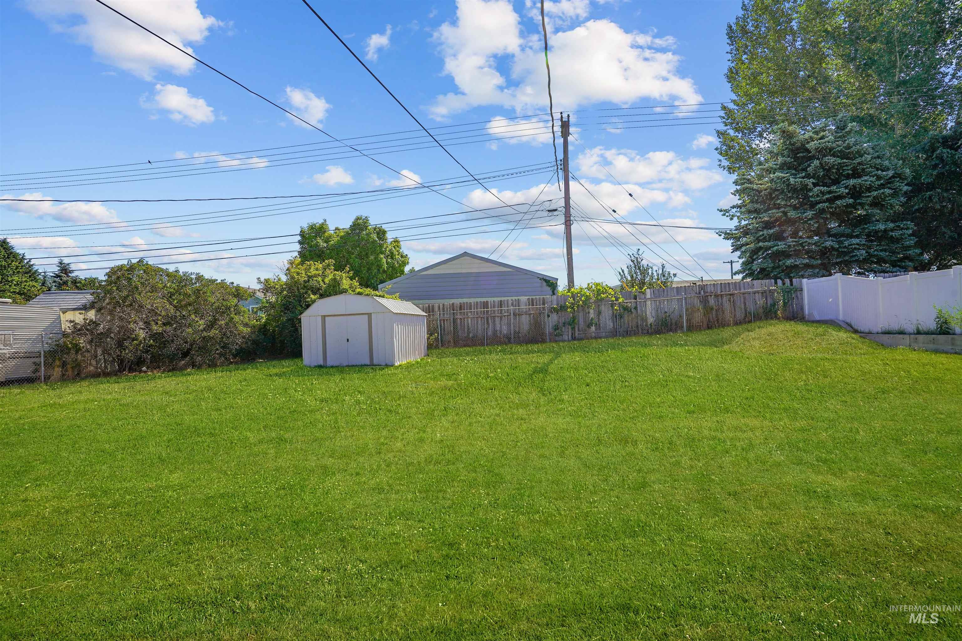 2941 Almo Ave, Property Photo 15