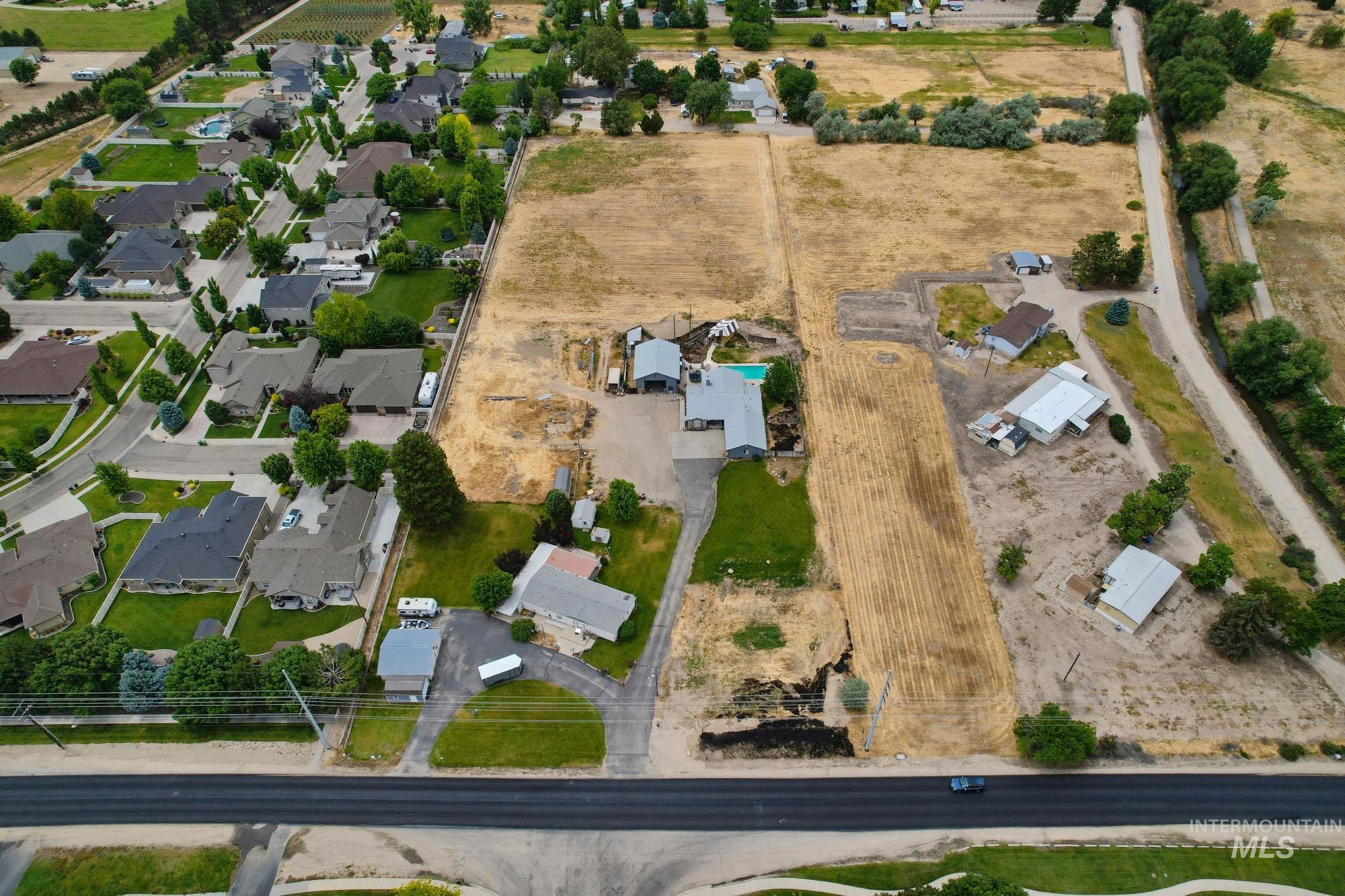1299 N Black Cat Rd Property Photo 39