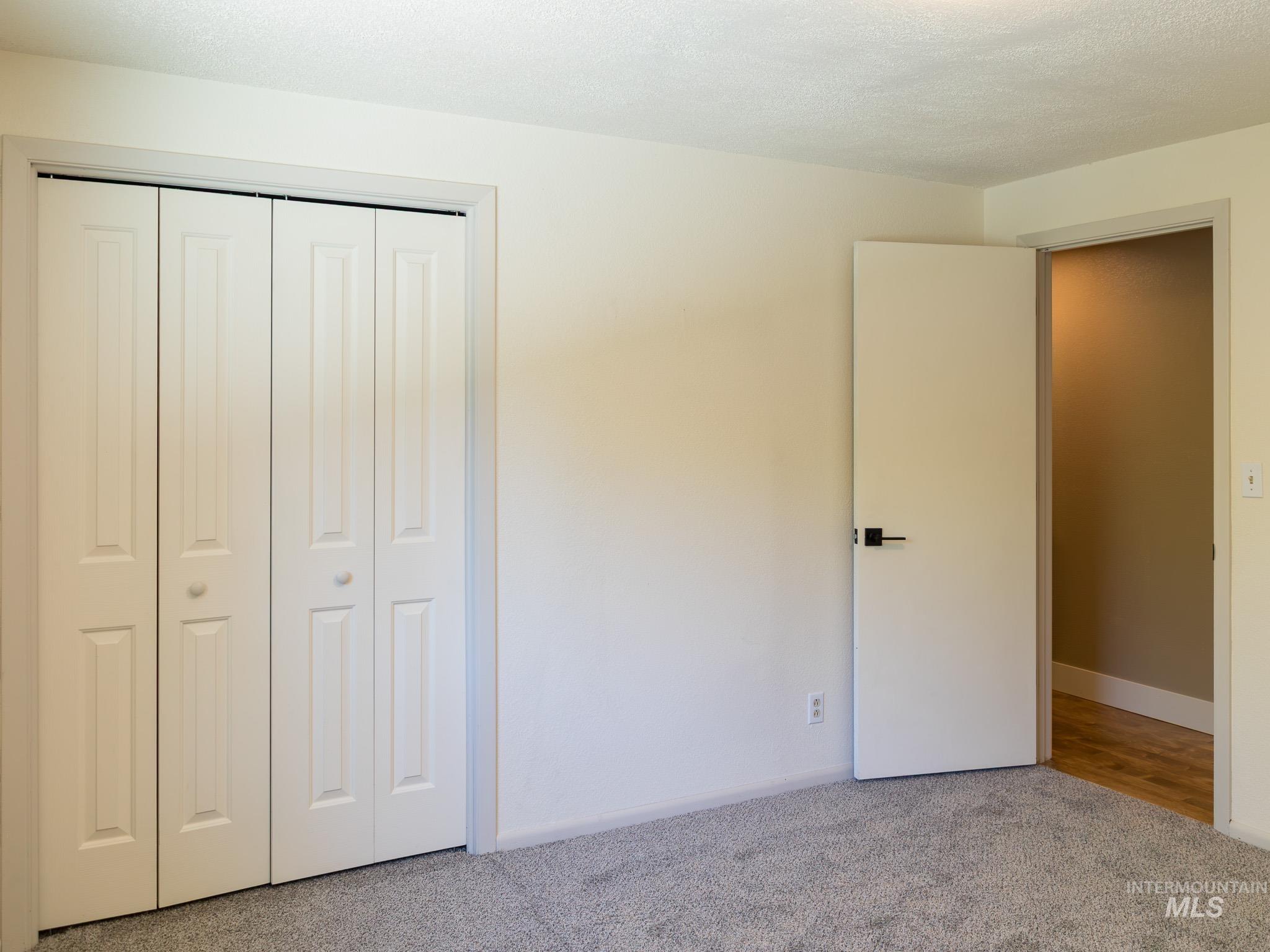 513 Ridge Way Property Photo 6